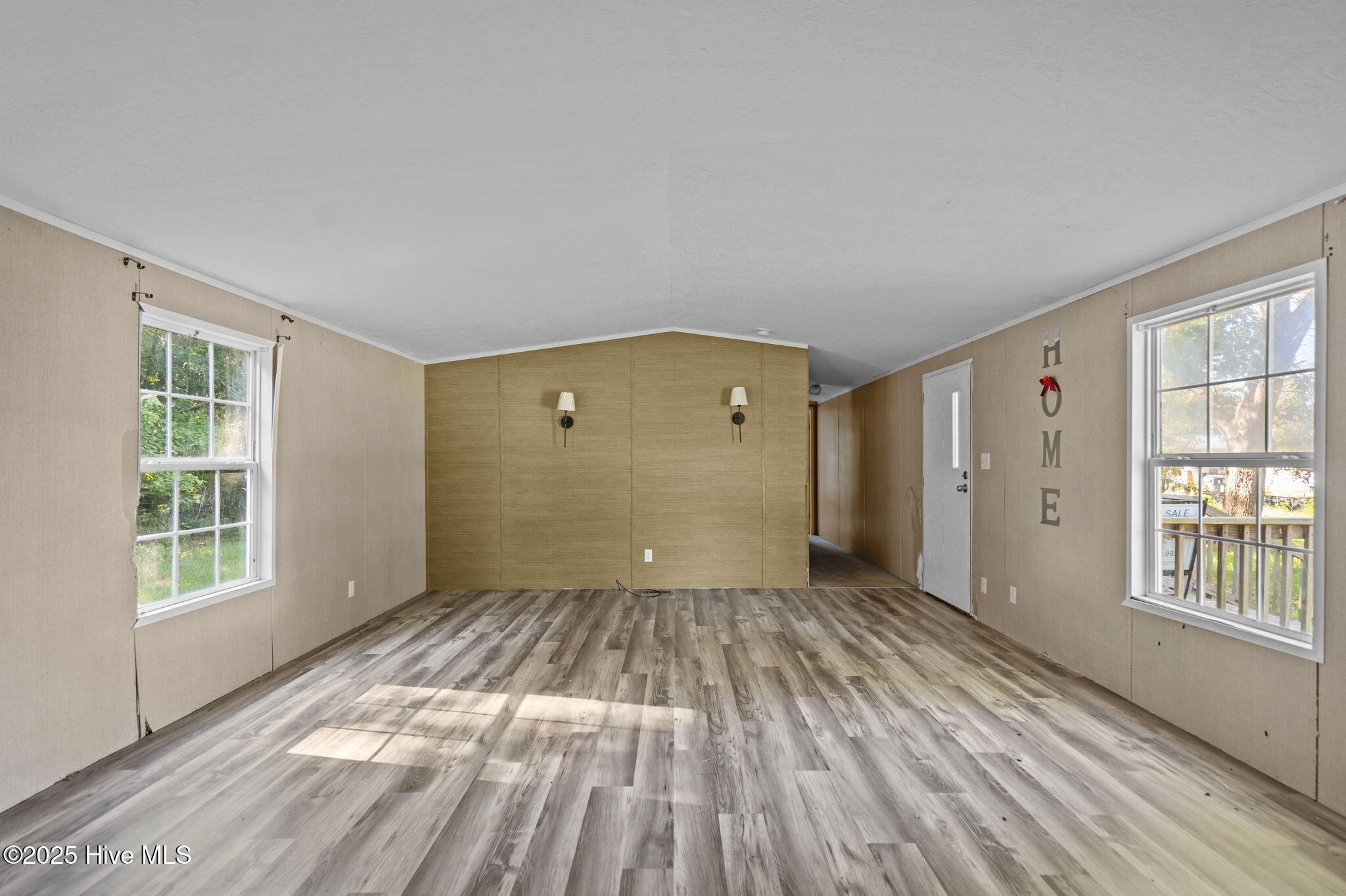 120 8th Street Property Photo 6