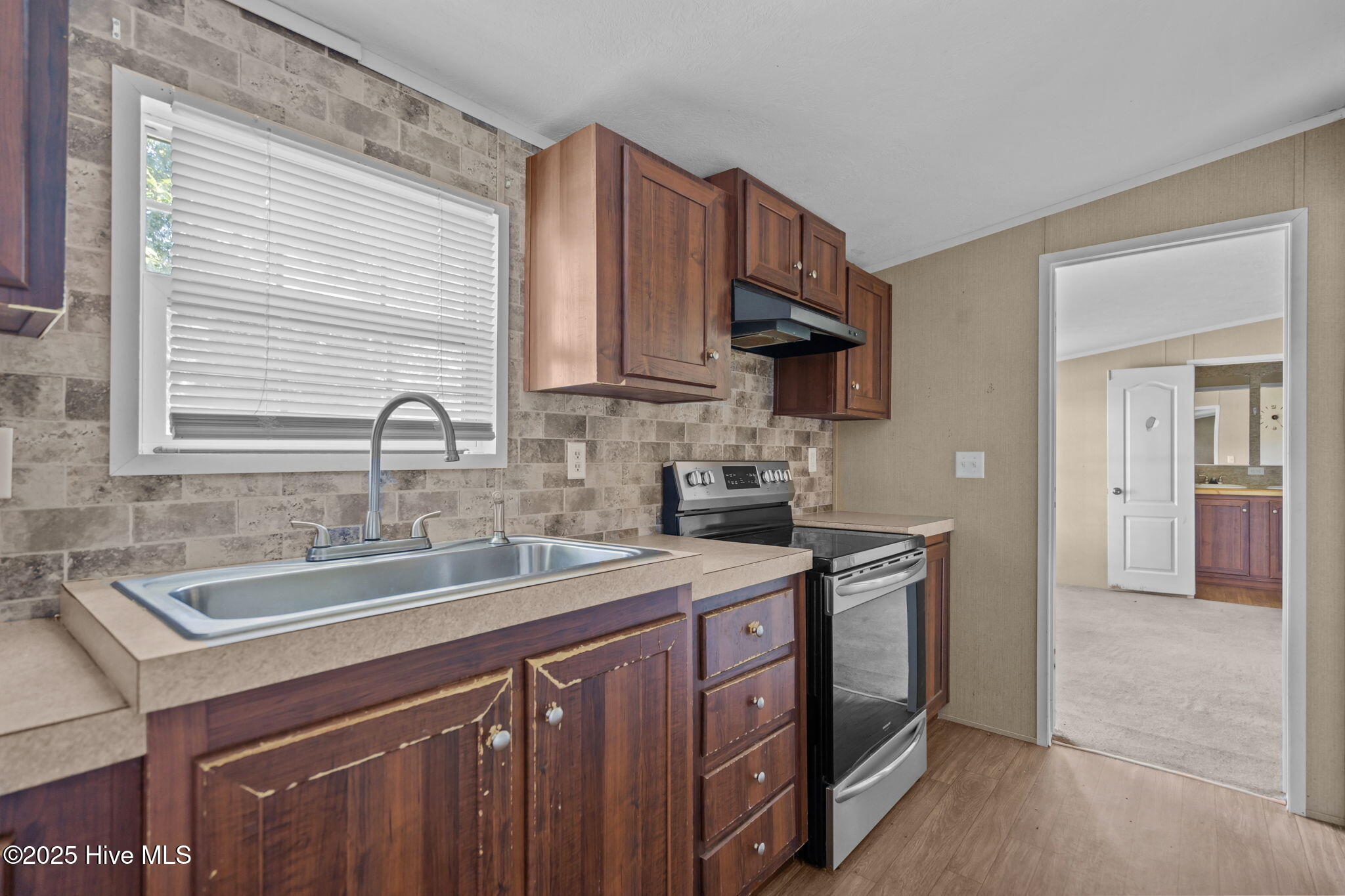 120 8th Street Property Photo 16