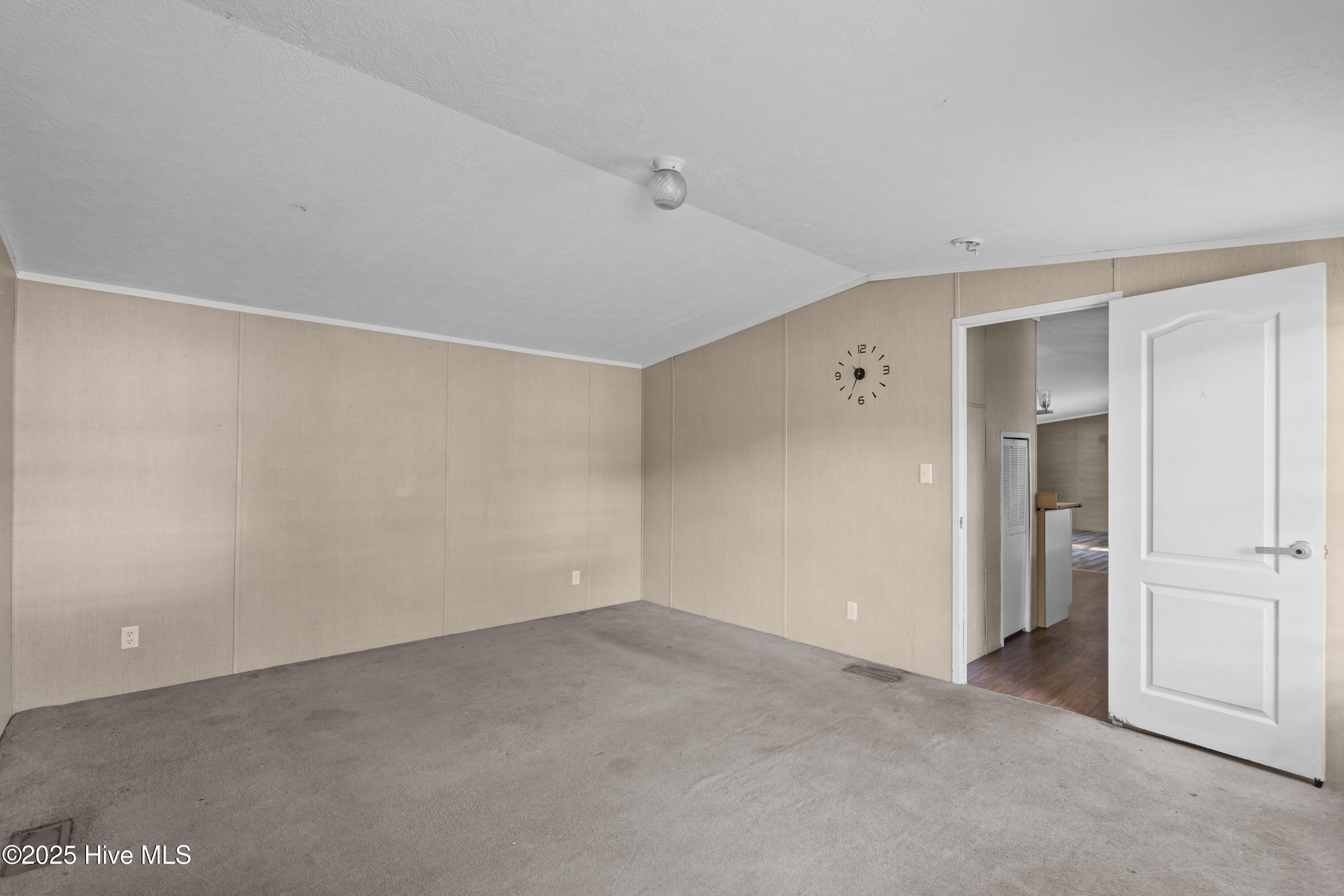 120 8th Street Property Photo 21