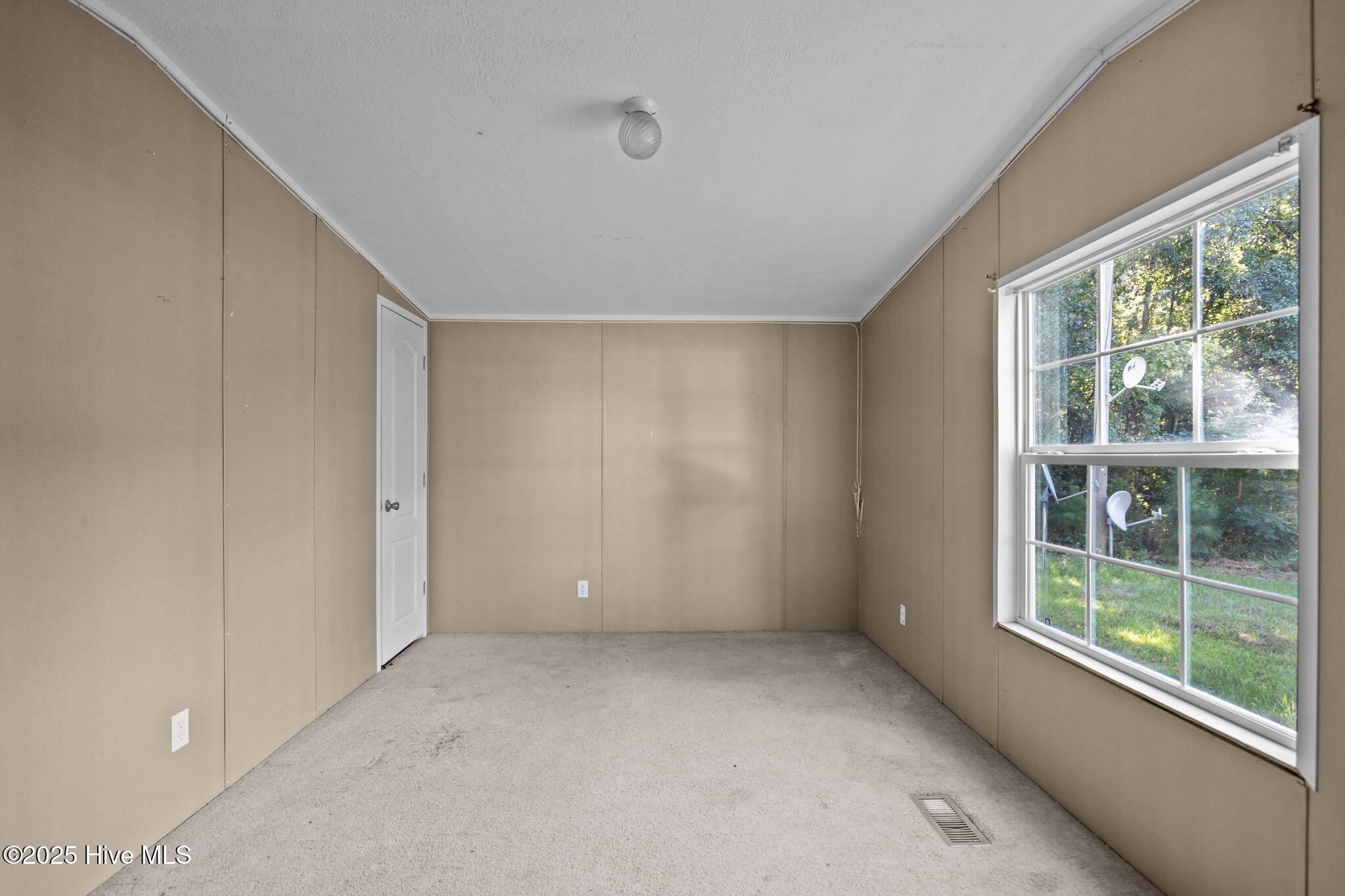 120 8th Street Property Photo 31