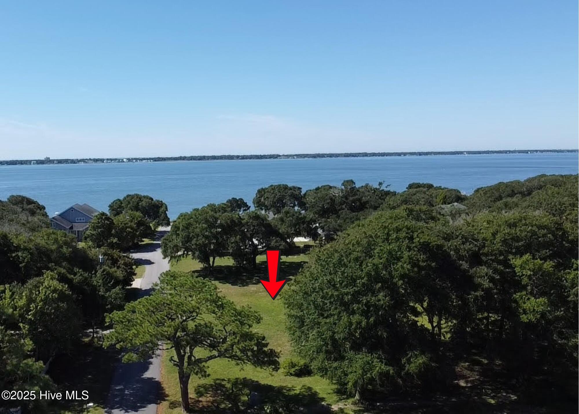 204 Savannah Avenue Property Photo 6