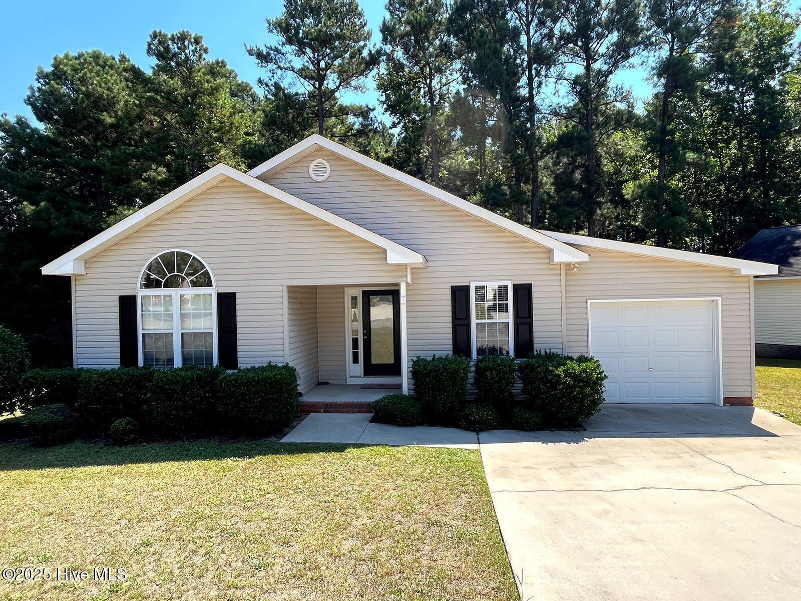 114 Masters Way Property Photo 1