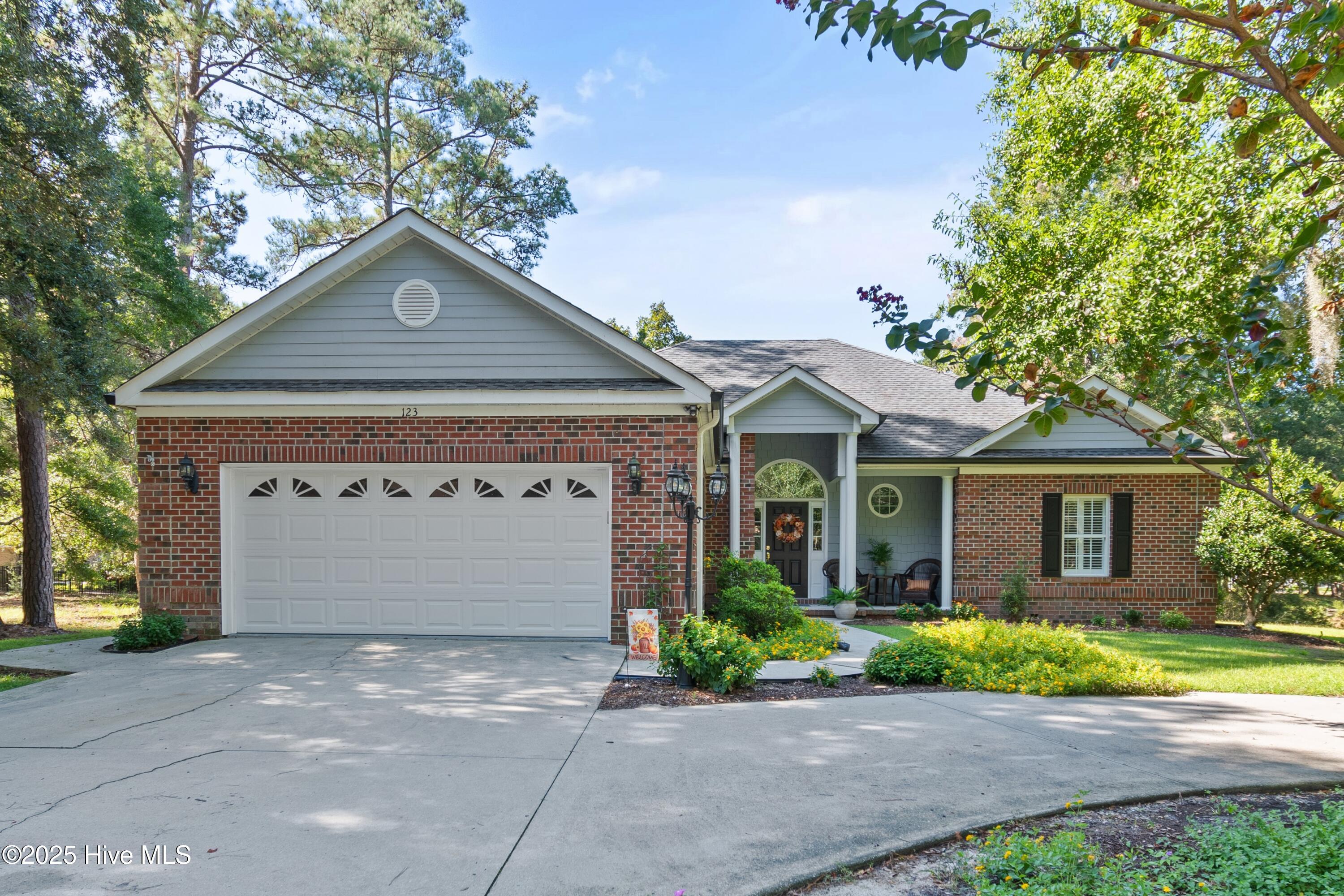 123 Clubhouse Drive Property Photo 1