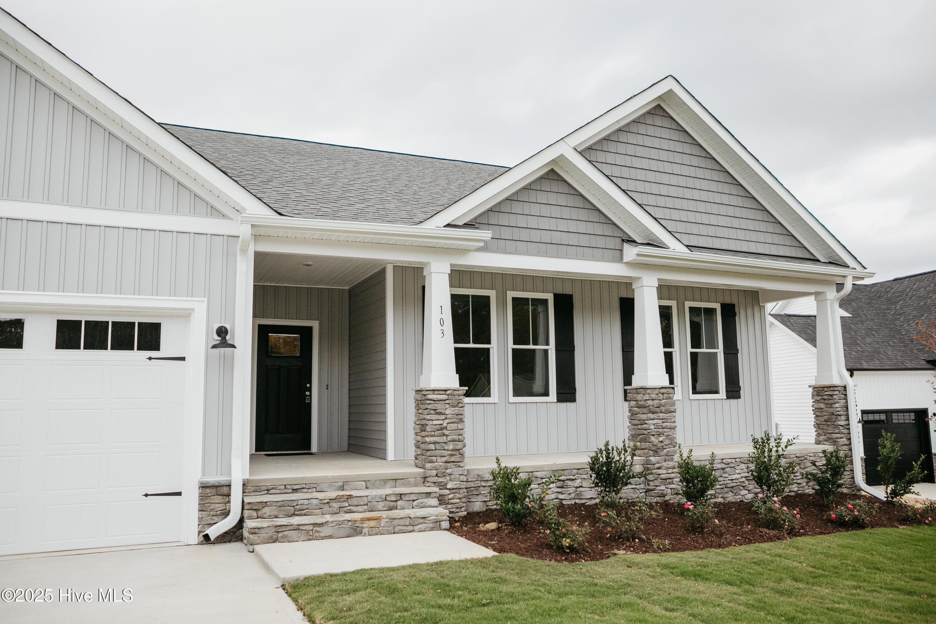 103 Lucky Lane Property Photo