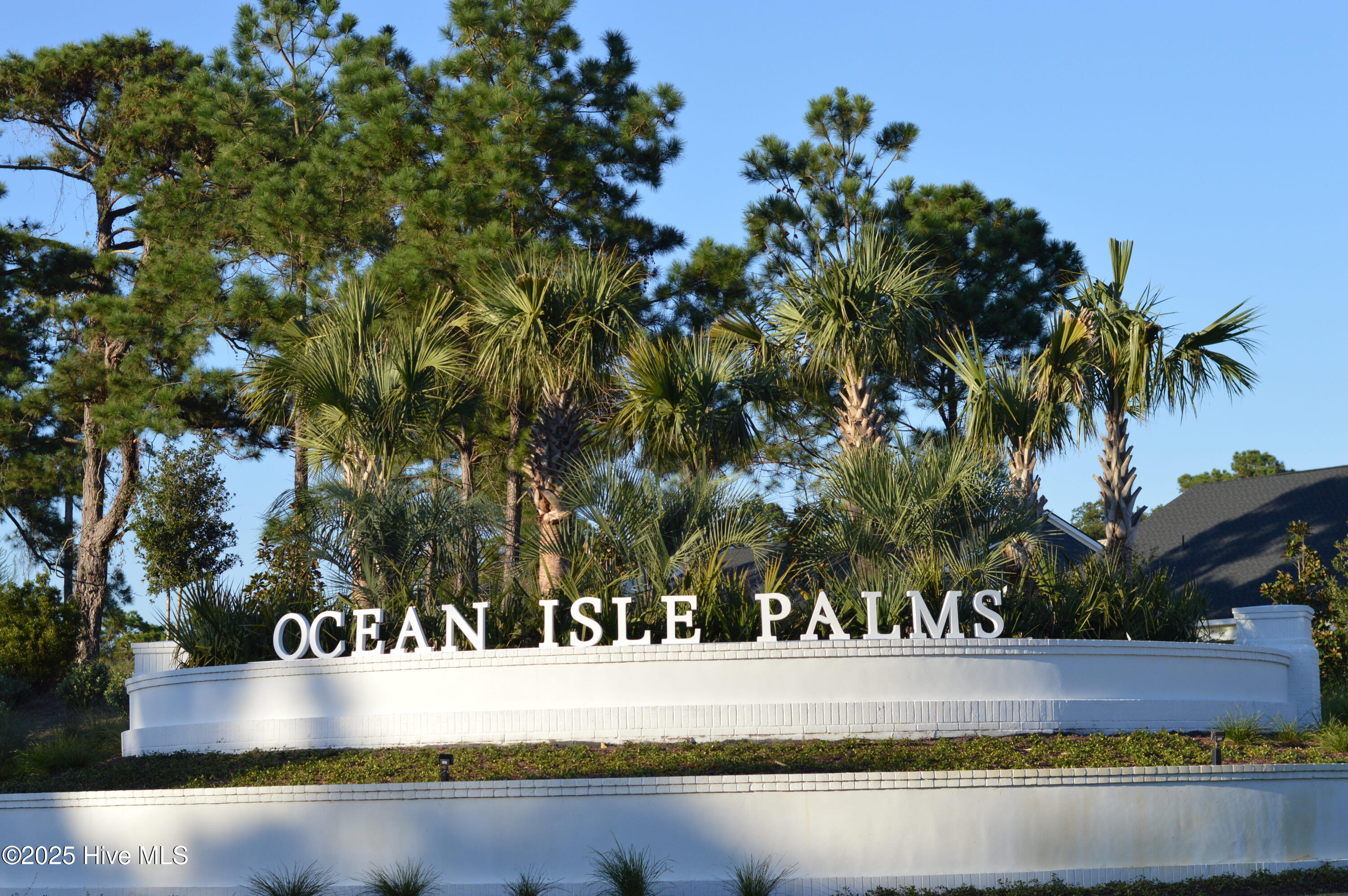 1496 Saint Lucia Drive Property Photo 6