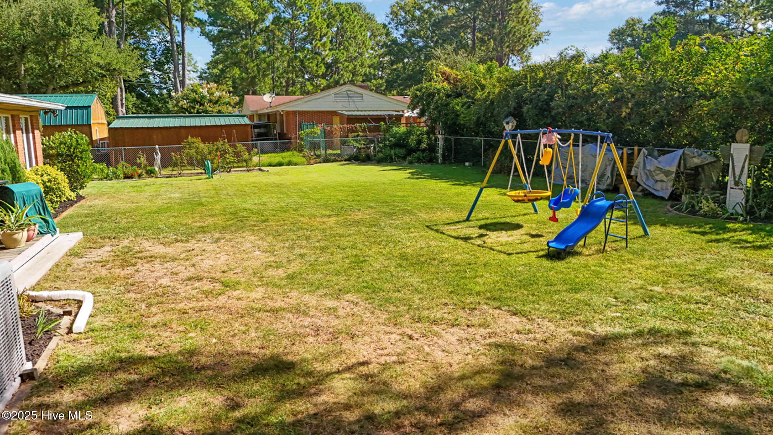 321 Circle Drive Property Photo 4