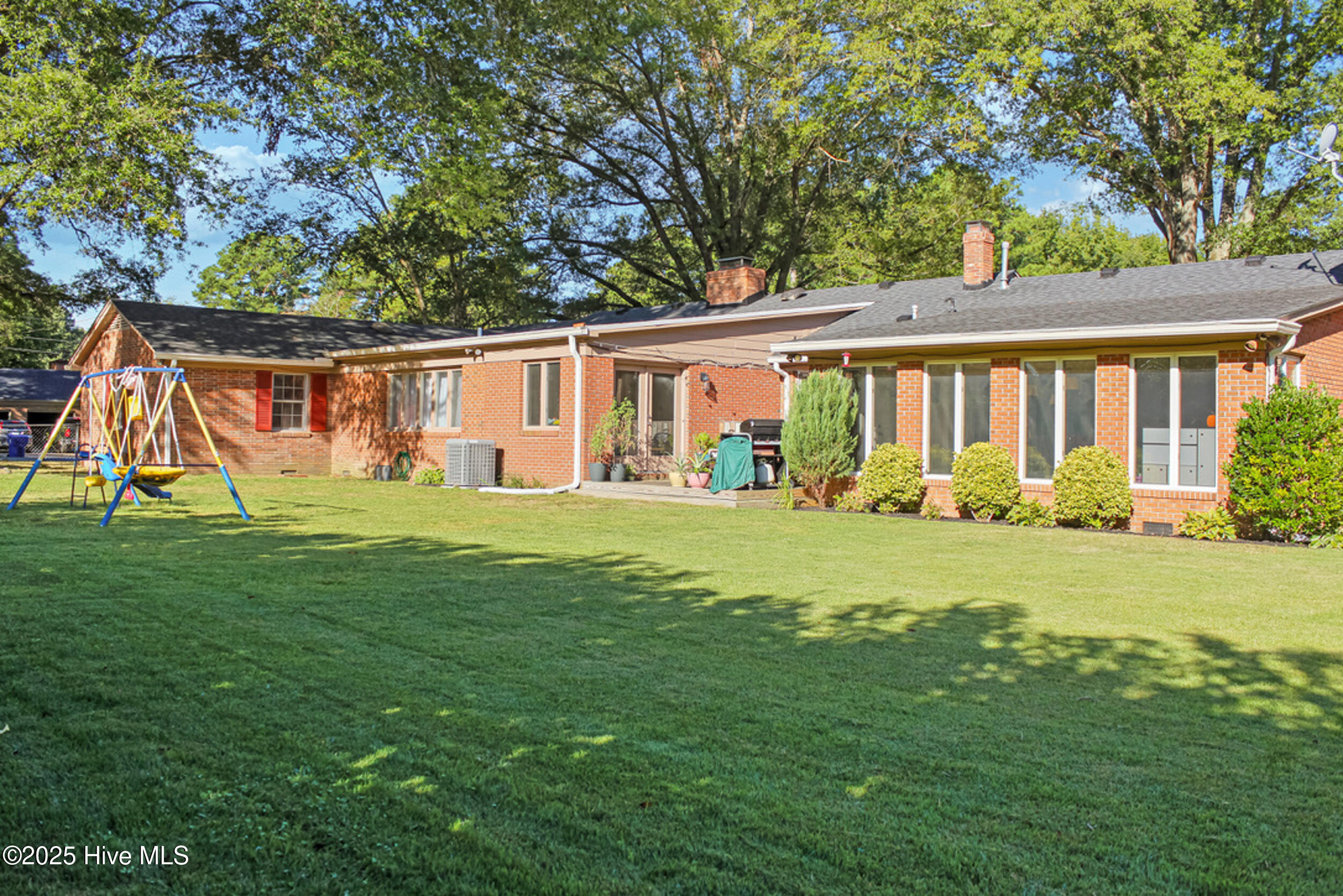 321 Circle Drive Property Photo 7