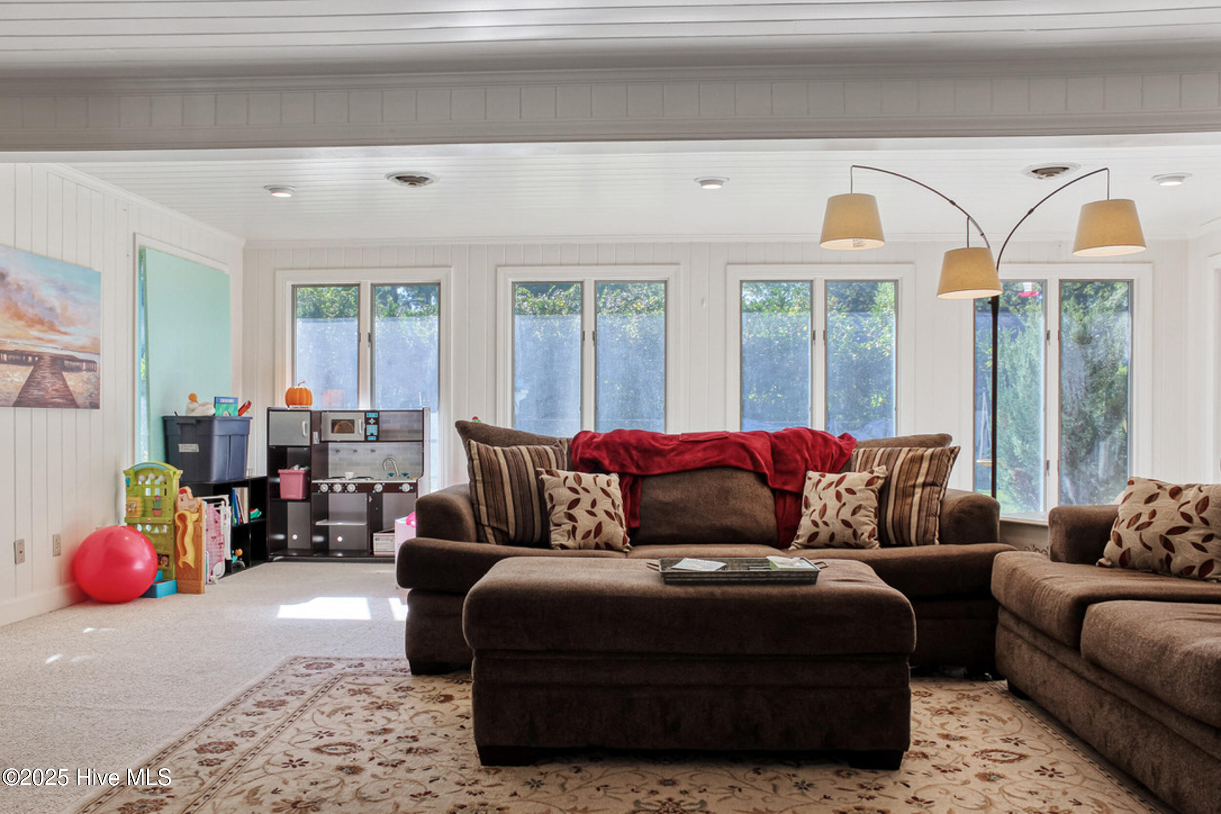 321 Circle Drive Property Photo 12