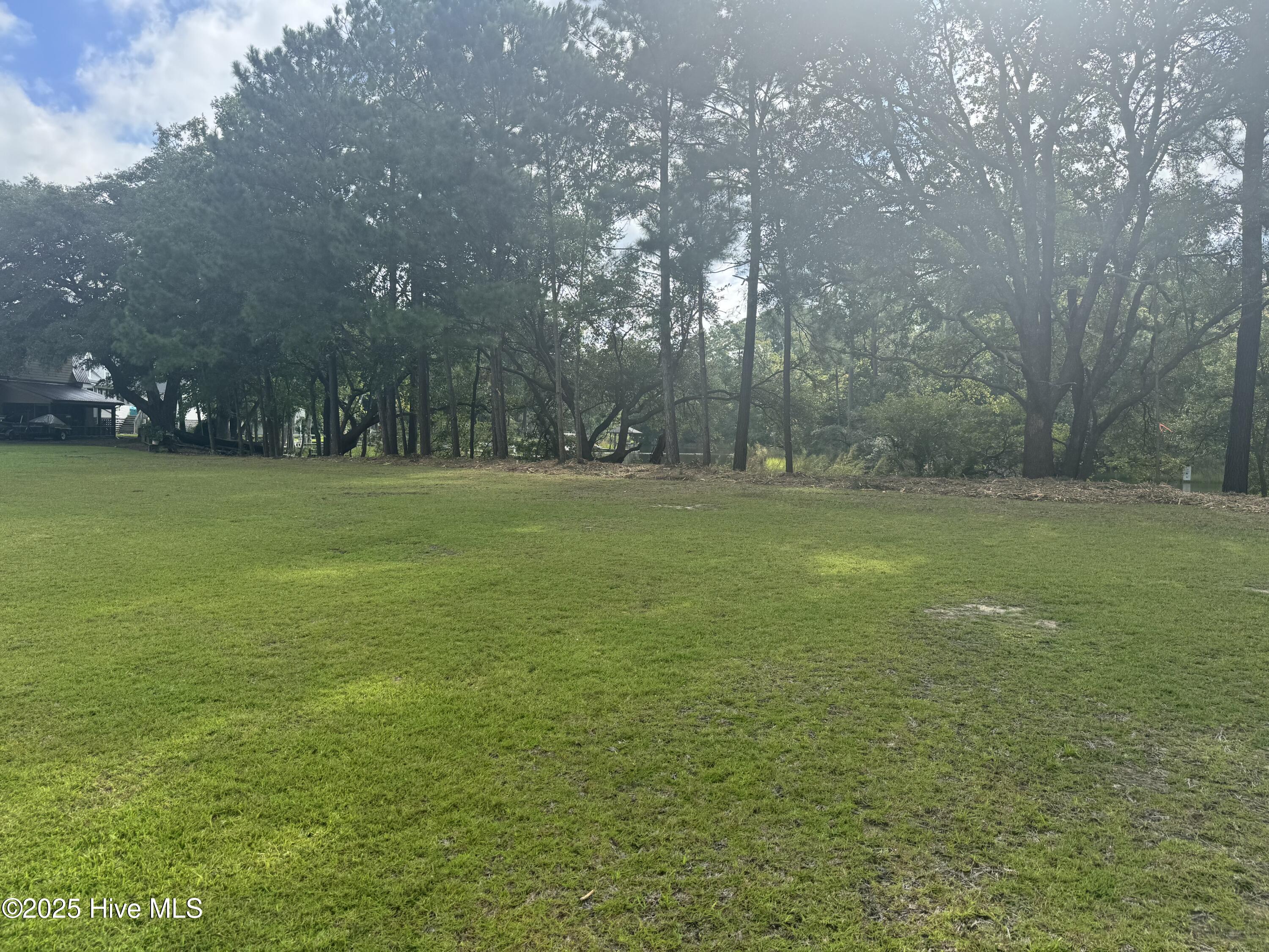 563 Creek Place Road Property Photo 2