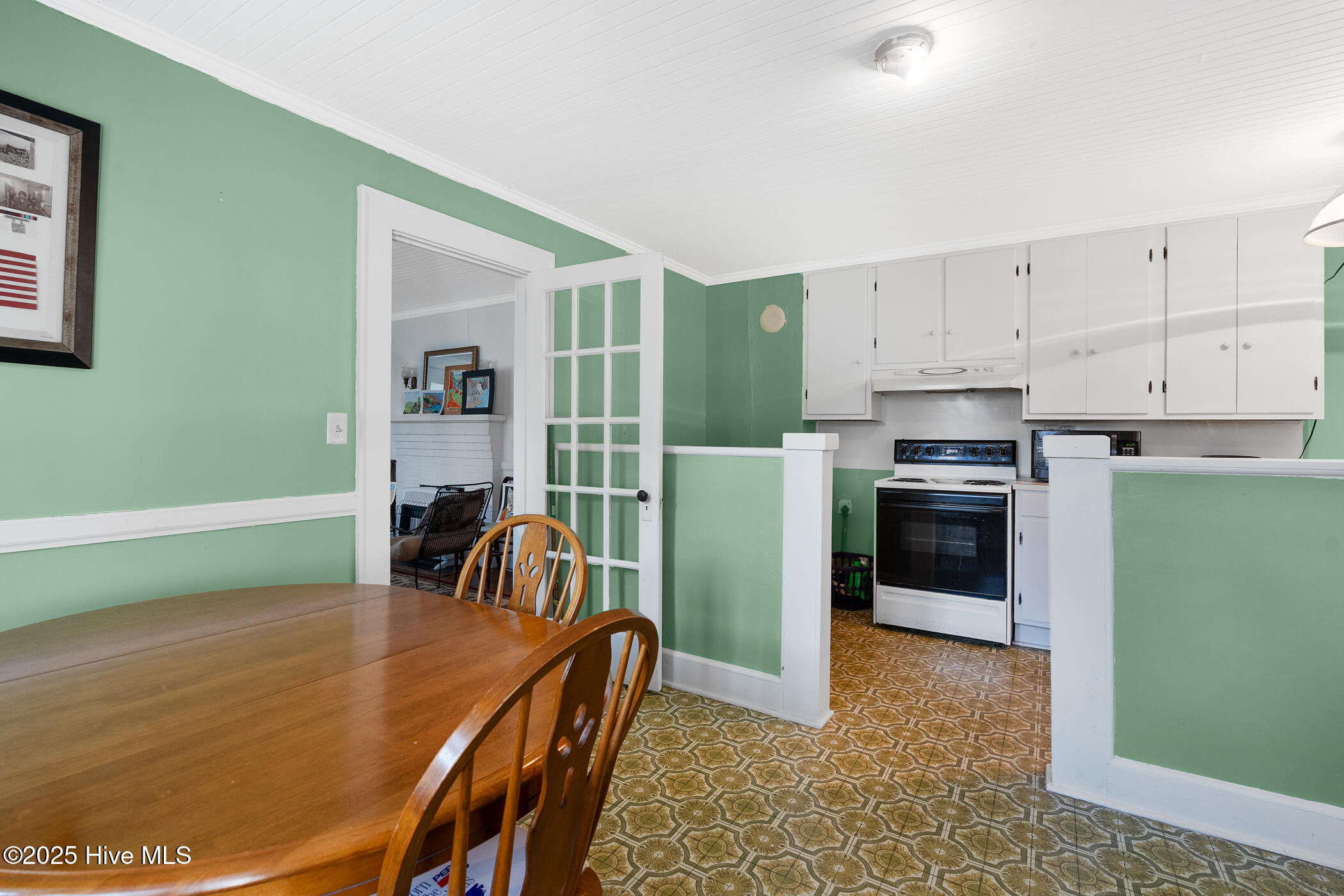 515 N Pine Lane Property Photo 7