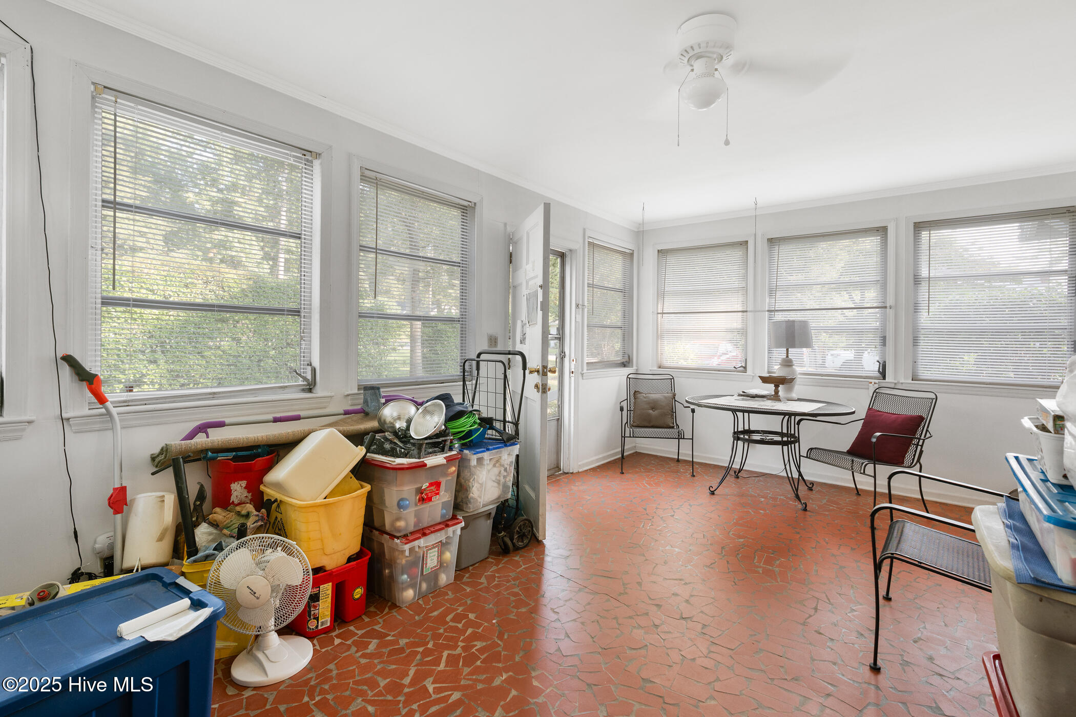 515 N Pine Lane Property Photo 18