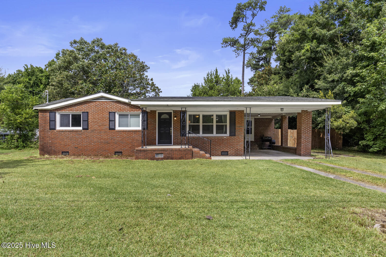 113 Ketner Boulevard Property Photo 1