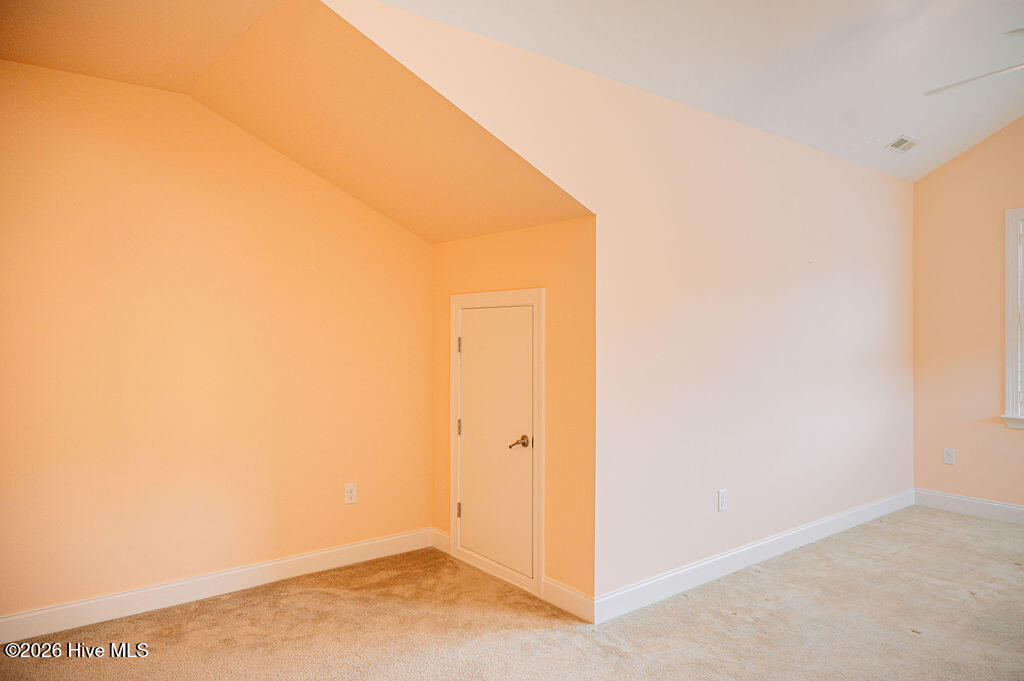 123 W Chelsea Court Property Photo 29