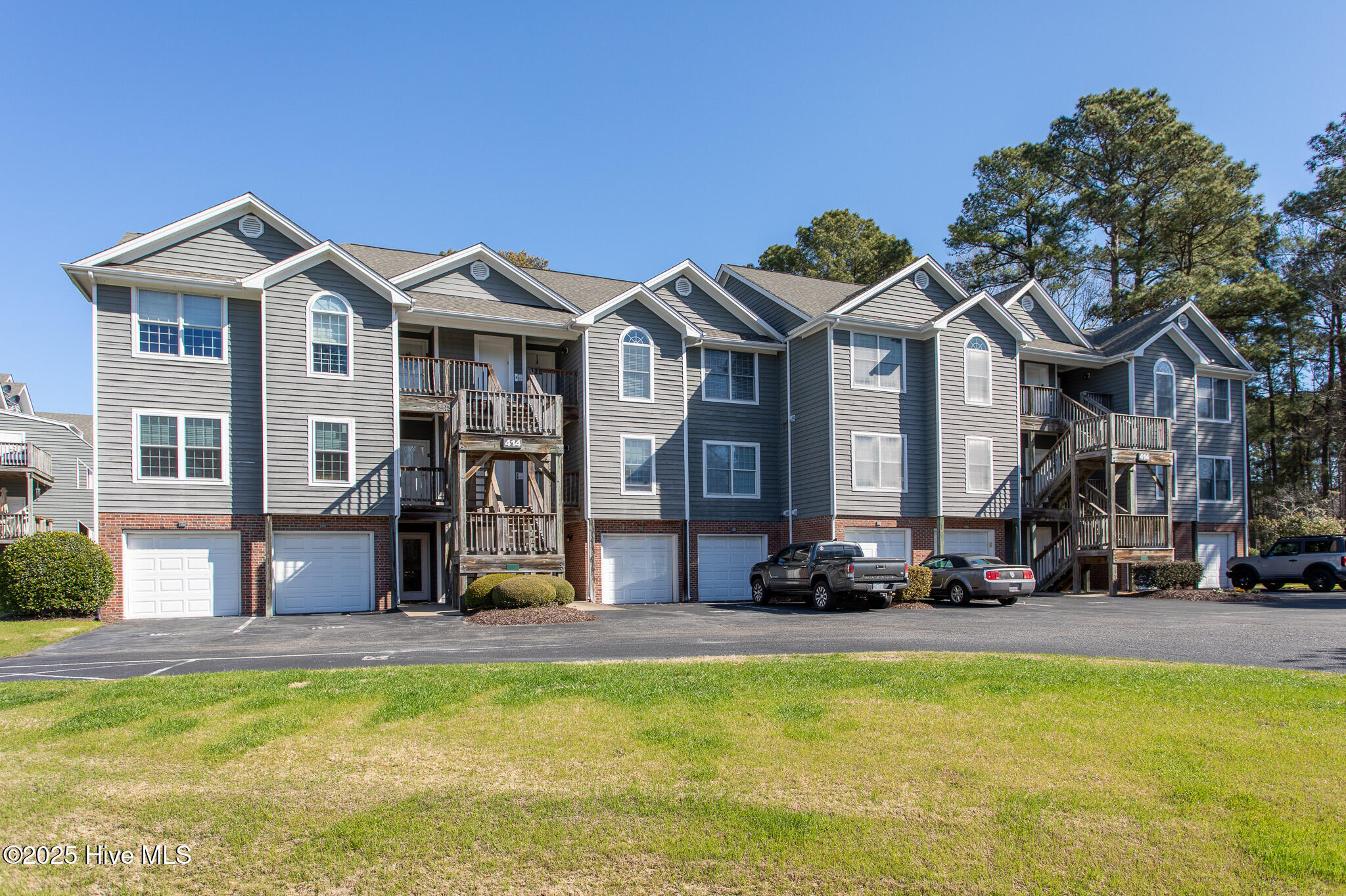 414 Albemarle Boulevard 16a Property Photo 1