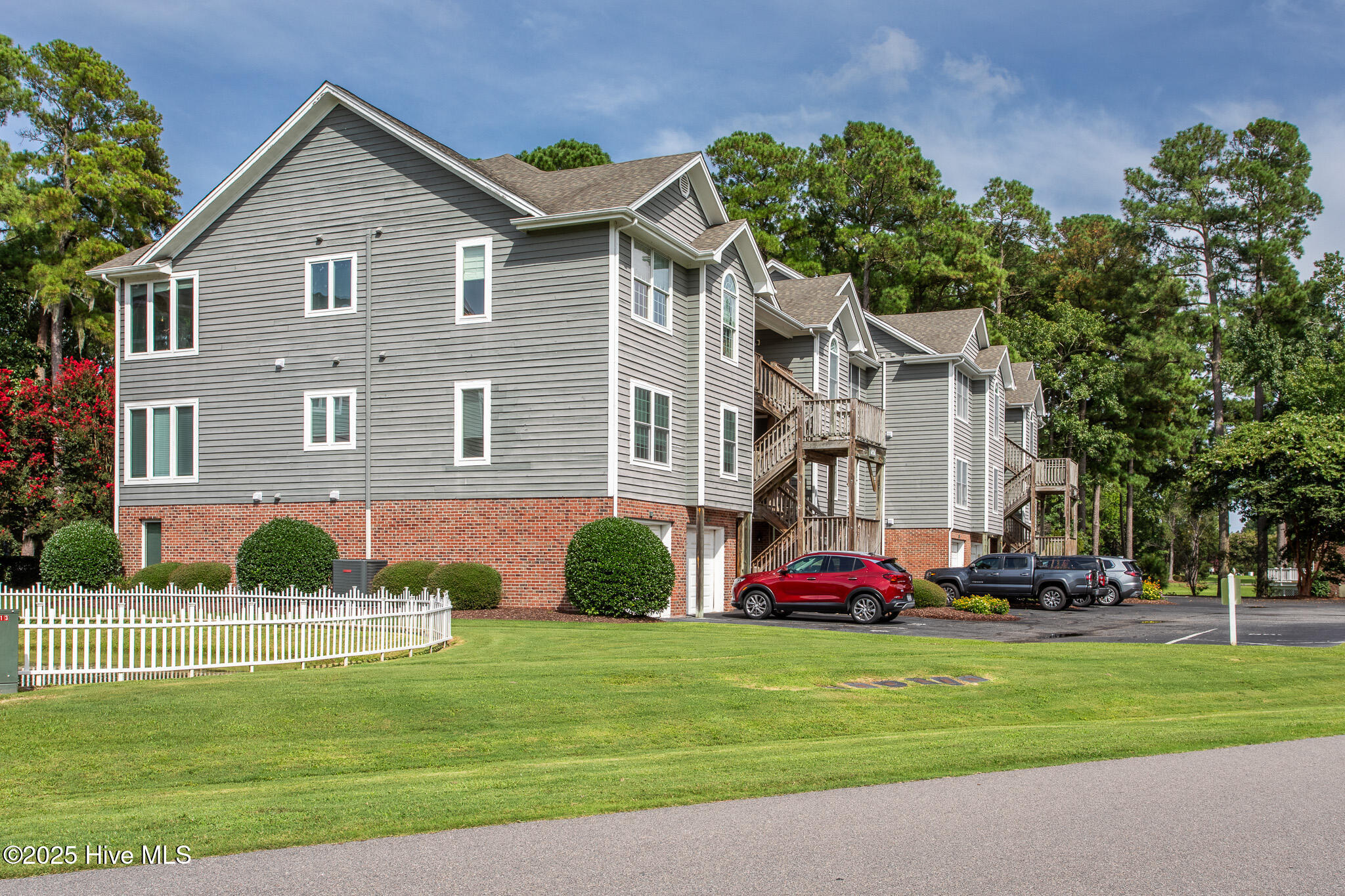 414 Albemarle Boulevard 16a Property Photo 4