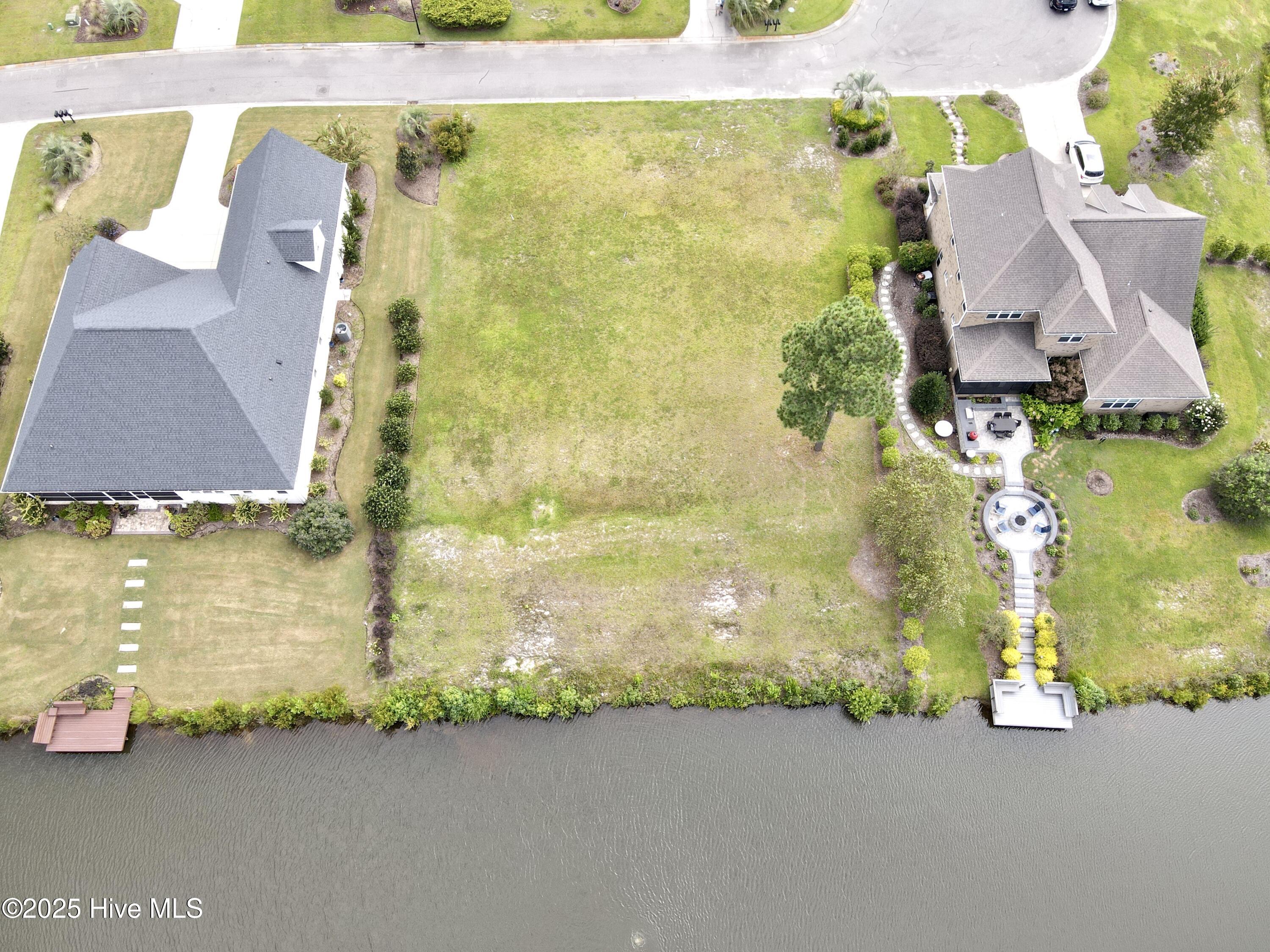 1010 Cloudbreak Court Property Photo 5