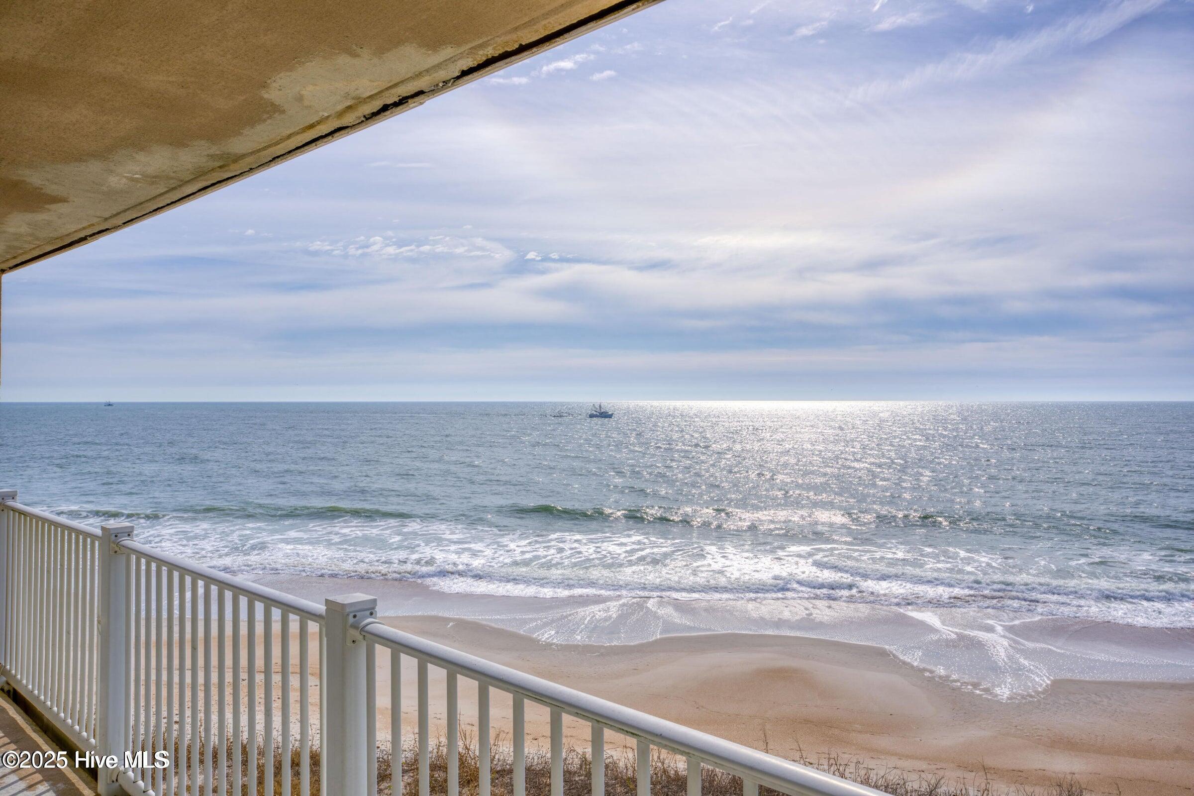 2000 New River Inlet Road 1207 Property Photo 6