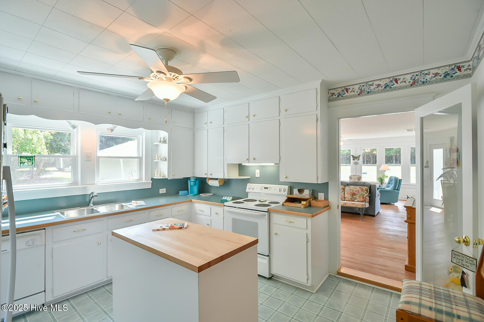 345 Rays Drive Property Photo 17