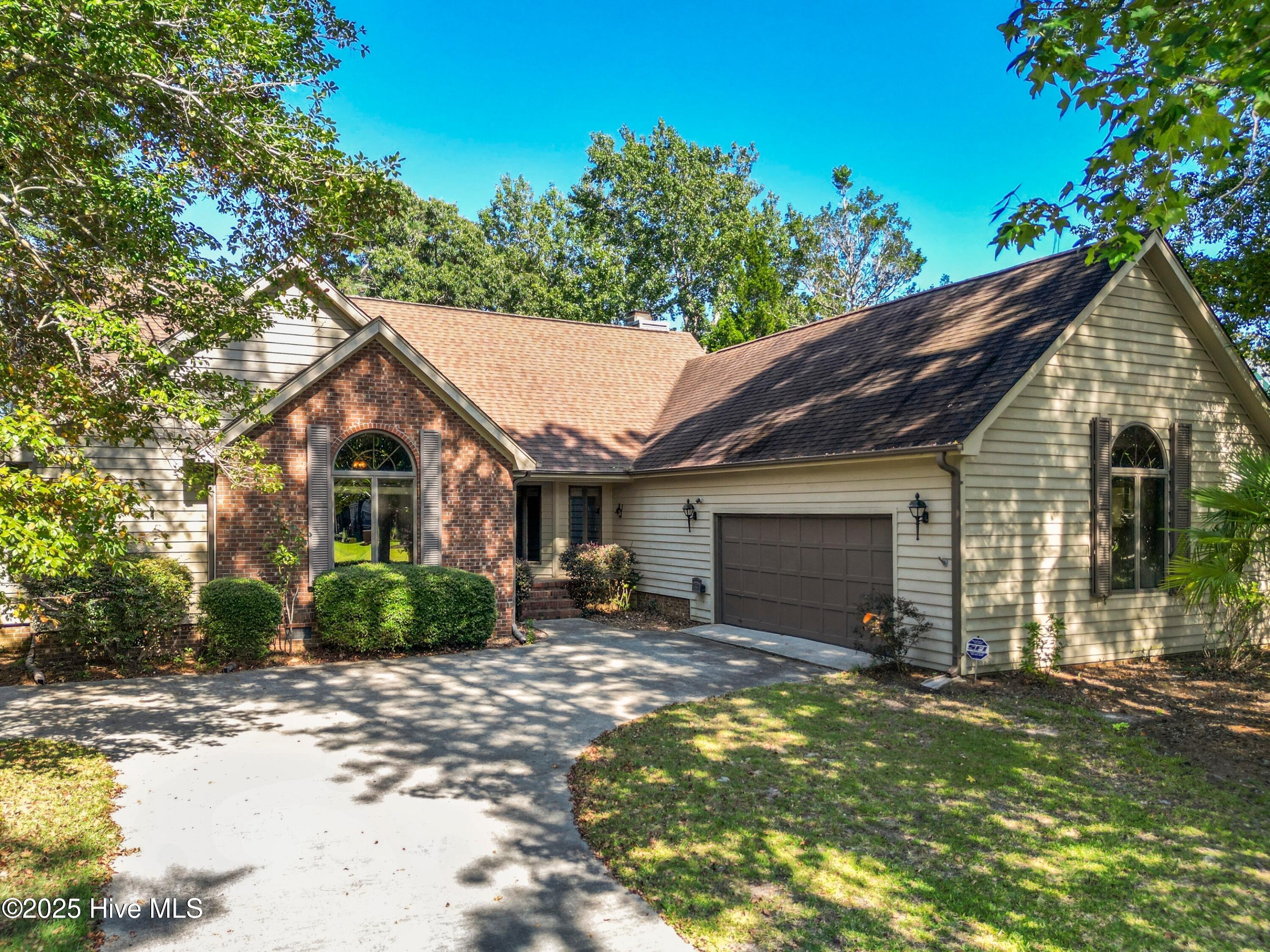 153 Olde Point Road Property Photo 1