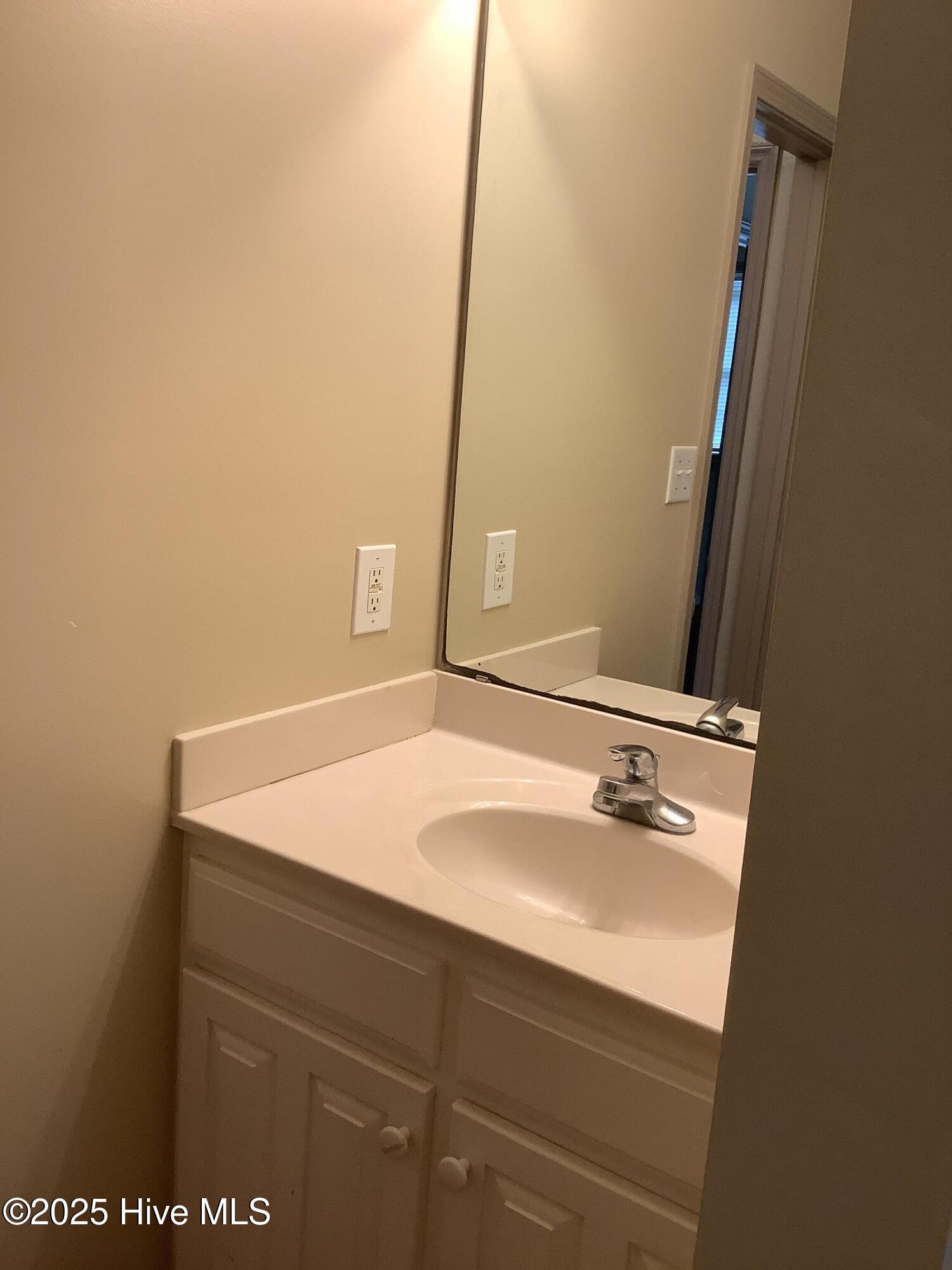 111 Phil Harris Lane A & B Property Photo 18