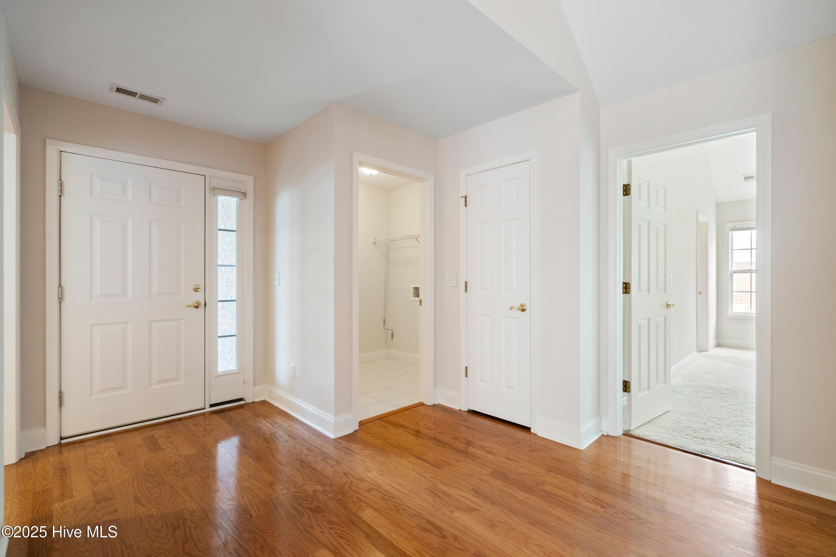 7788 Cypress Island Drive Property Photo 5