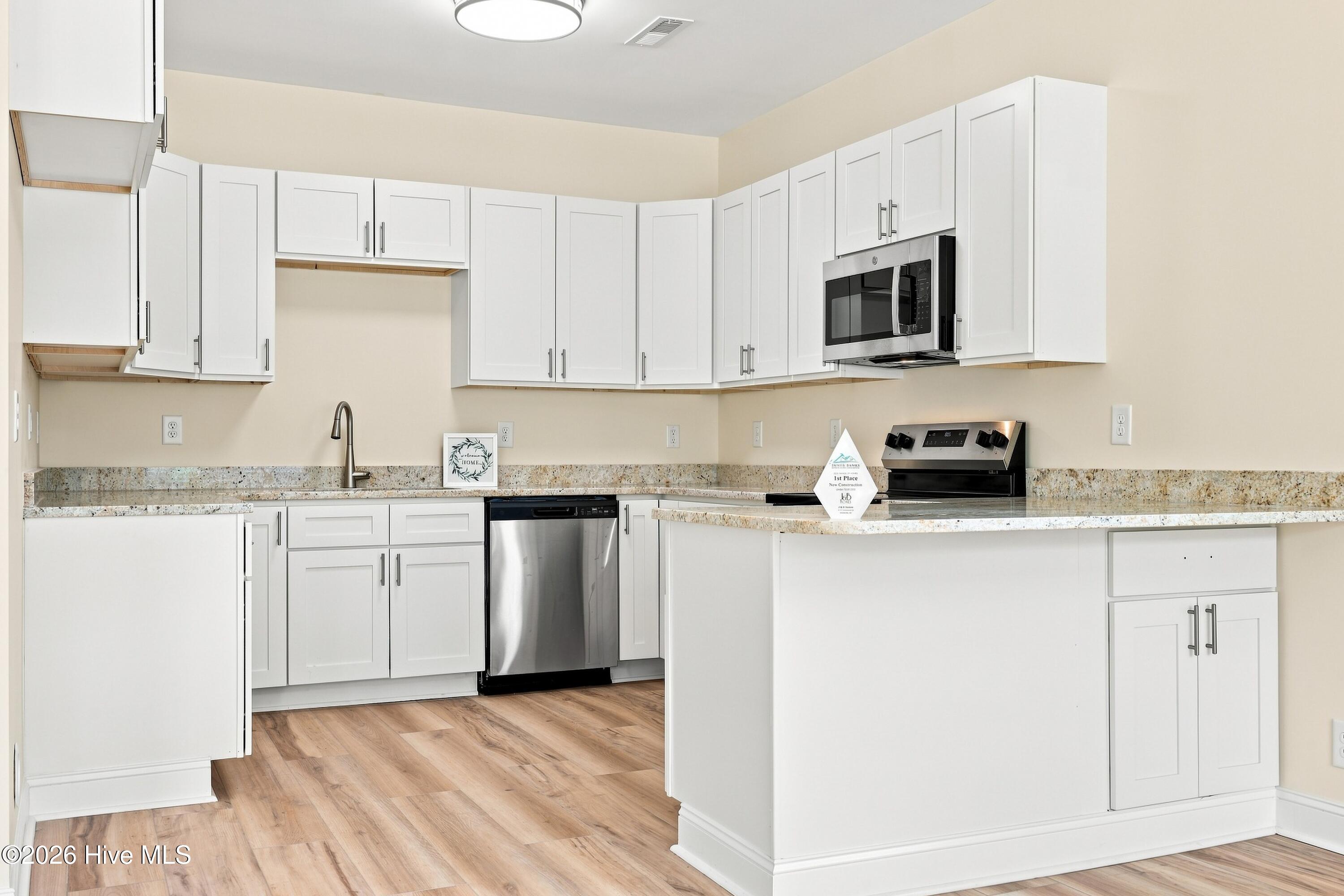 227 Hammond Street Property Photo 10