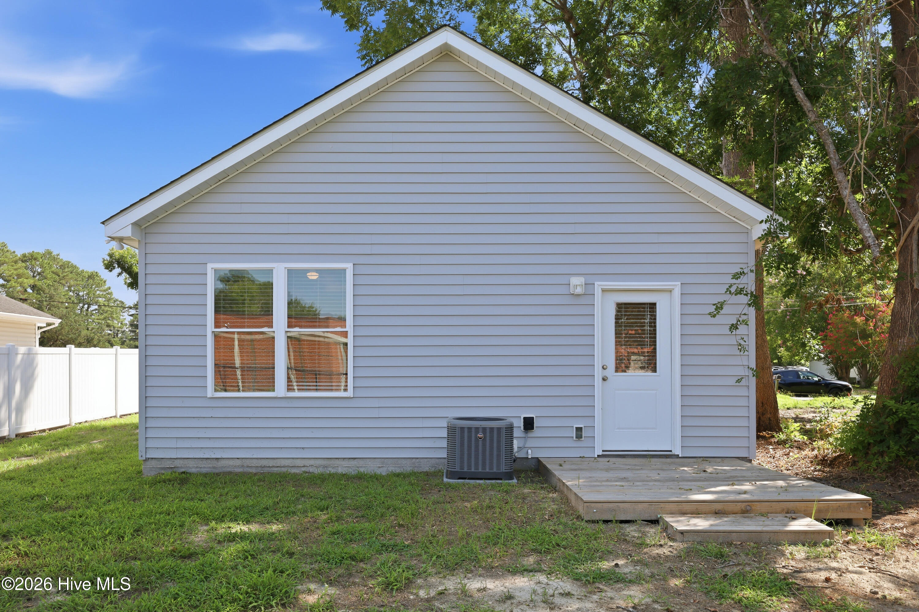 227 Hammond Street Property Photo 31
