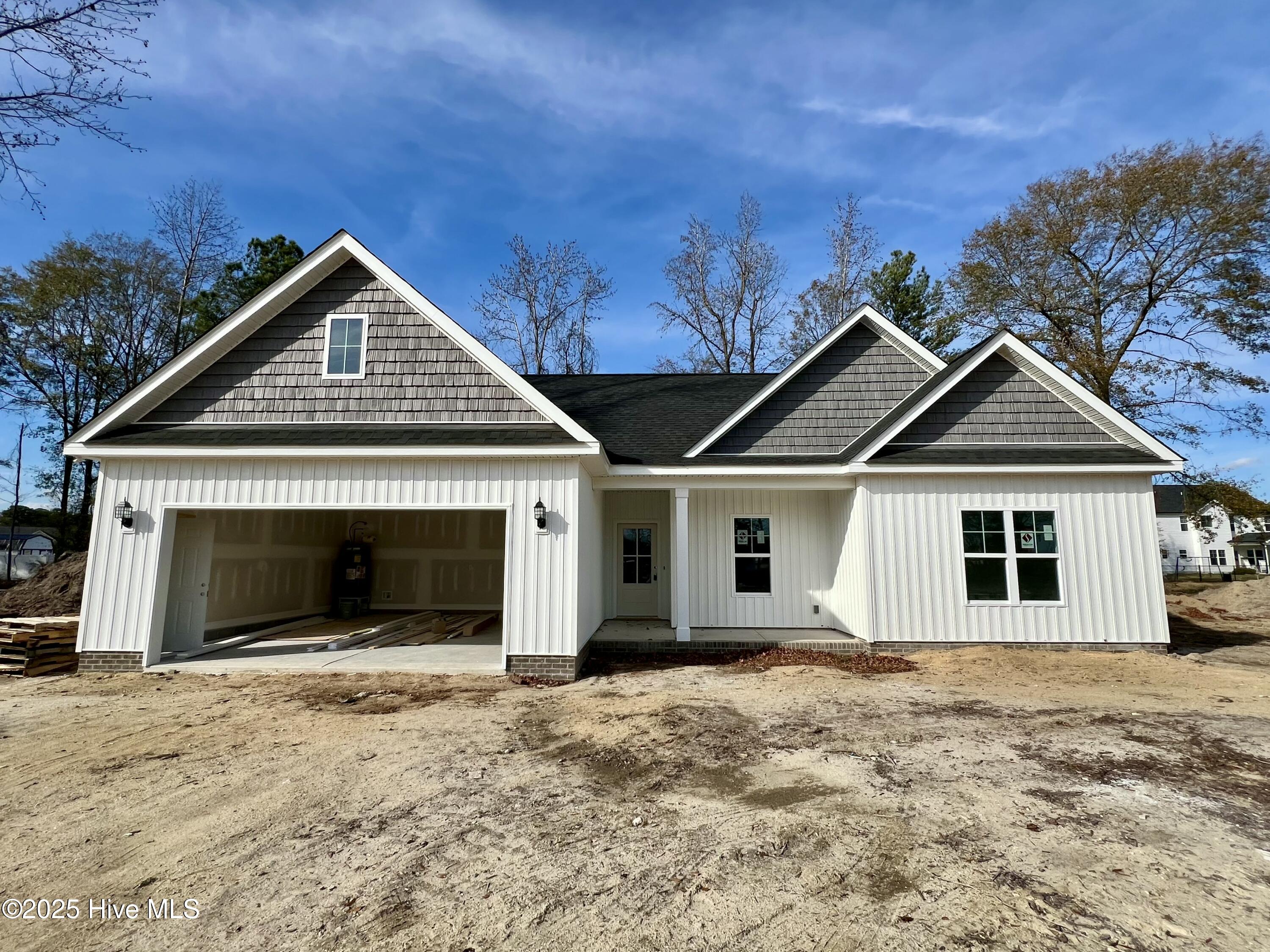 105 Aarons Run Property Photo 1