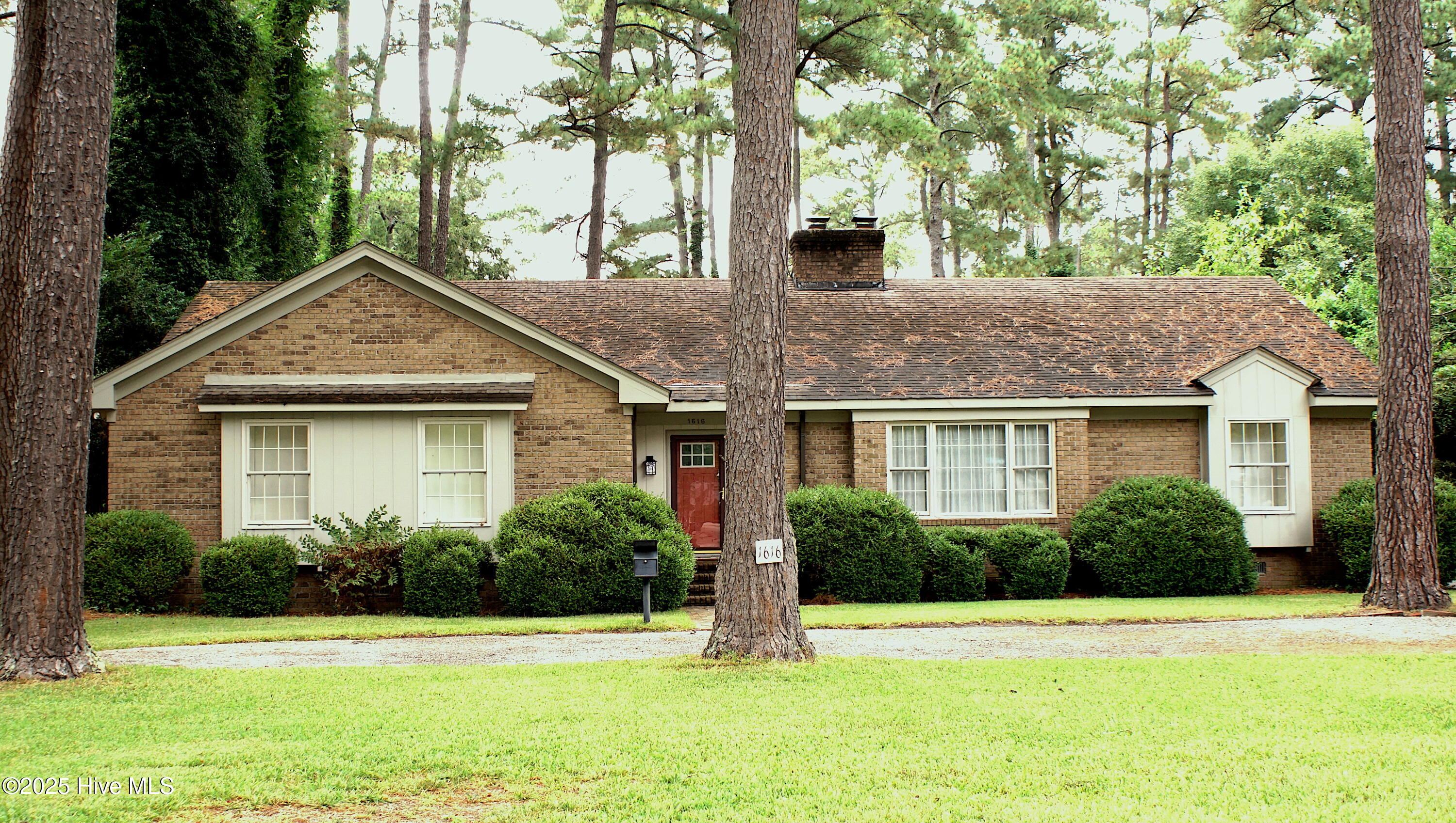 1616 Marvelle Avenue Property Photo 1