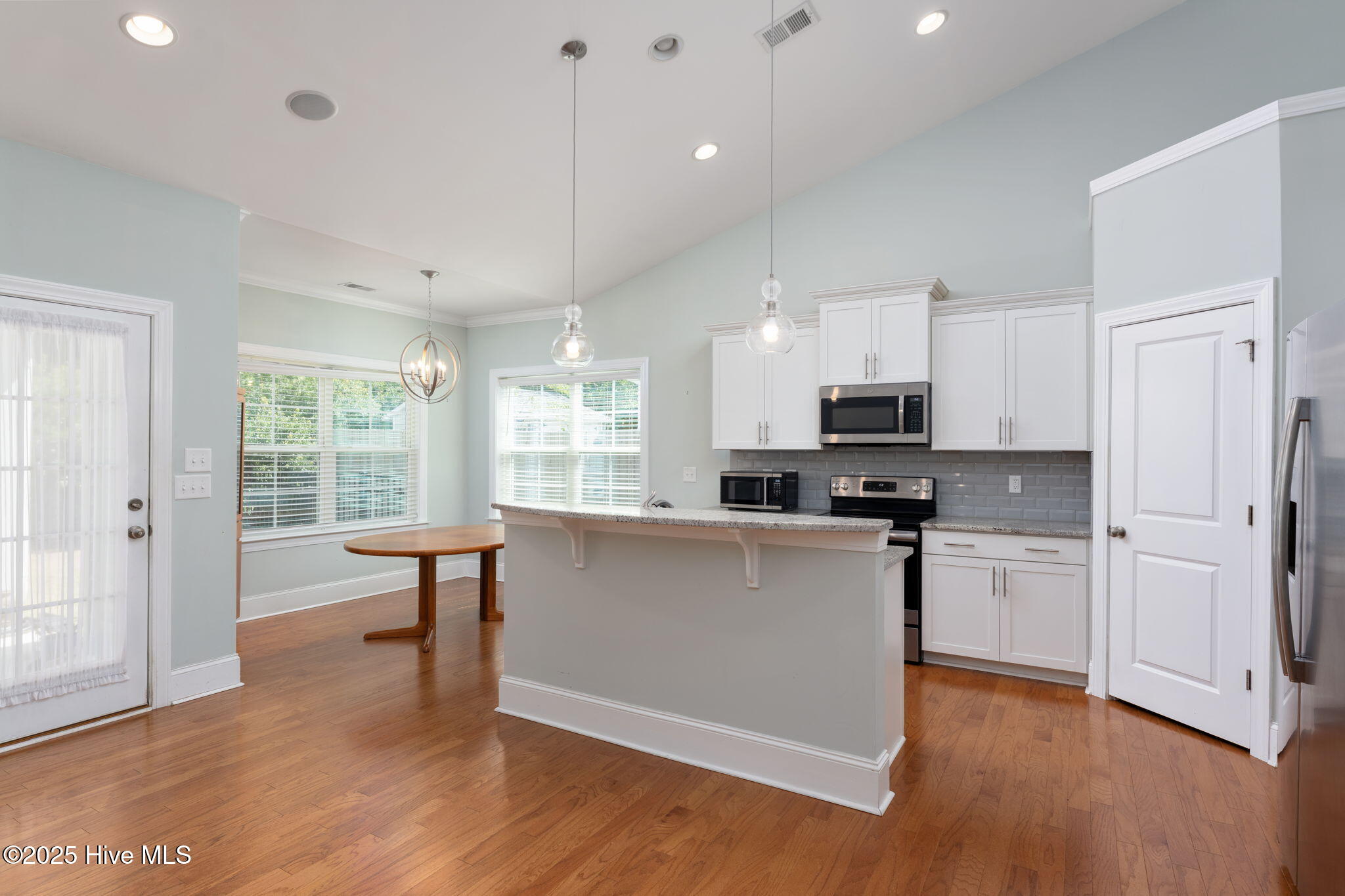 176 Collins Way Property Photo 10