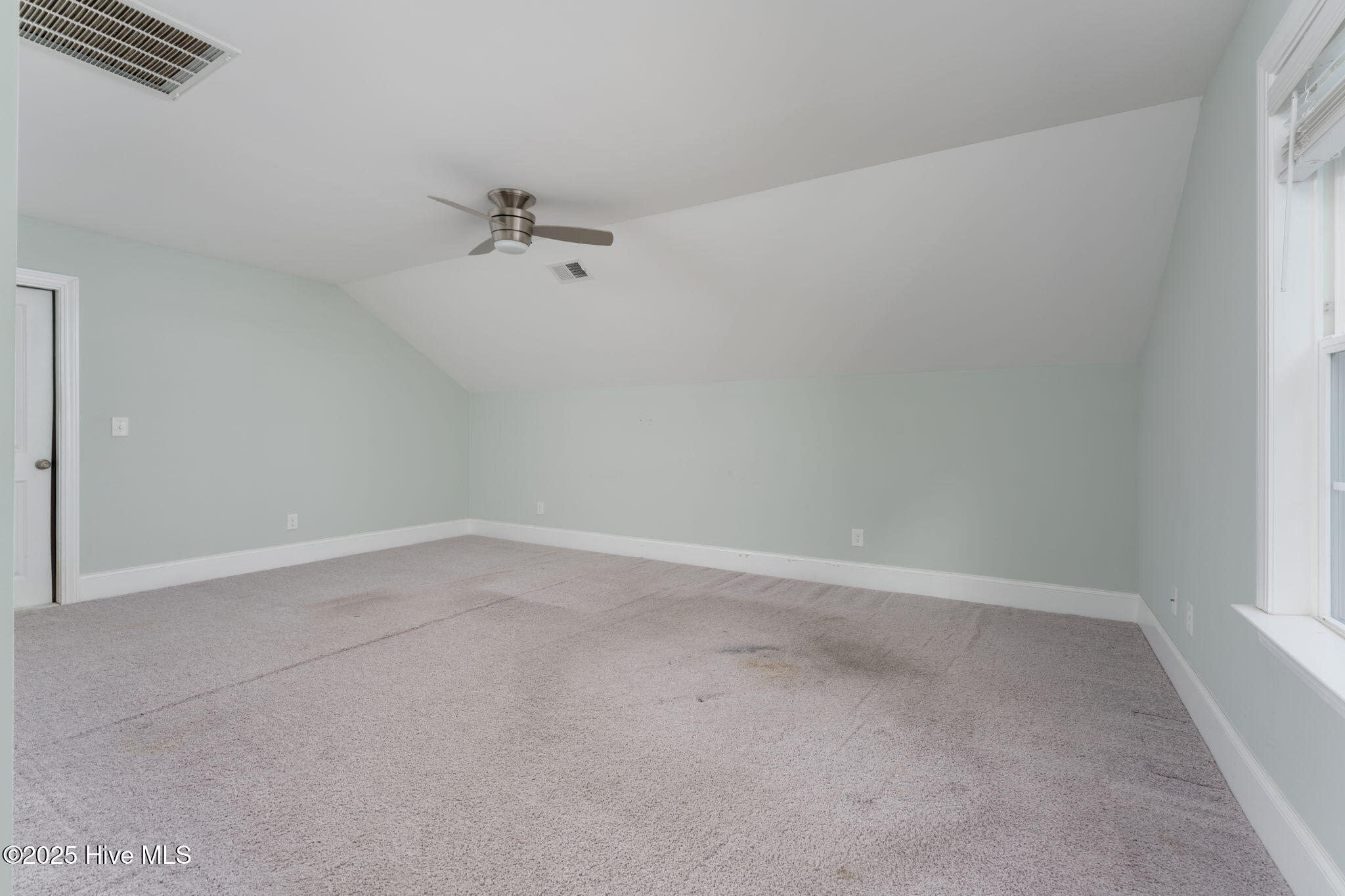 176 Collins Way Property Photo 23