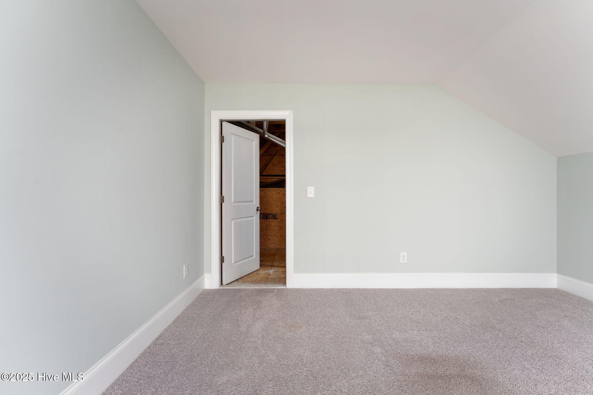 176 Collins Way Property Photo 25