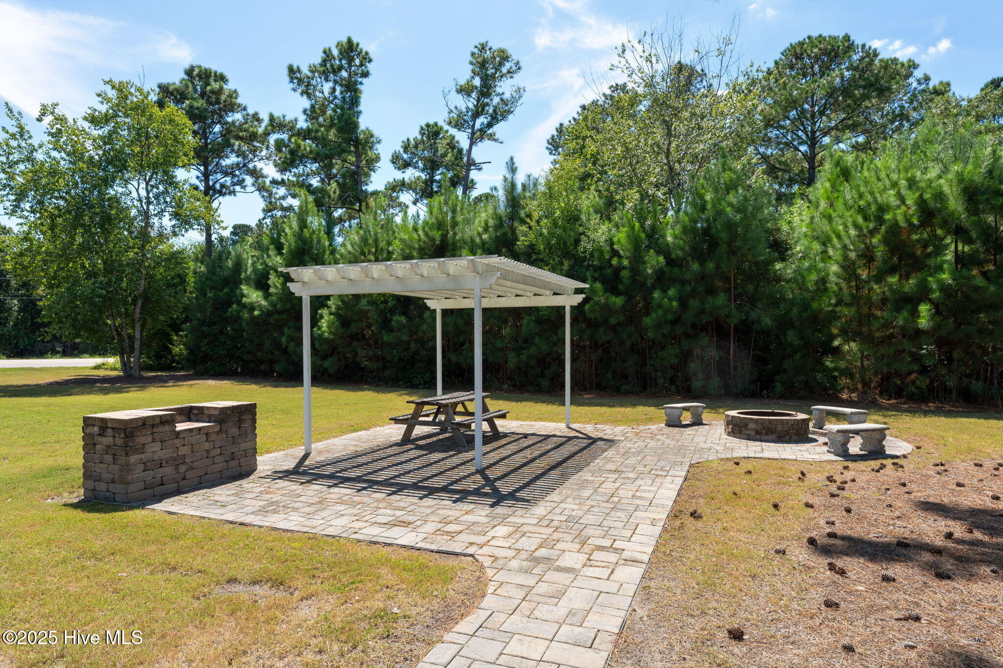 176 Collins Way Property Photo 35