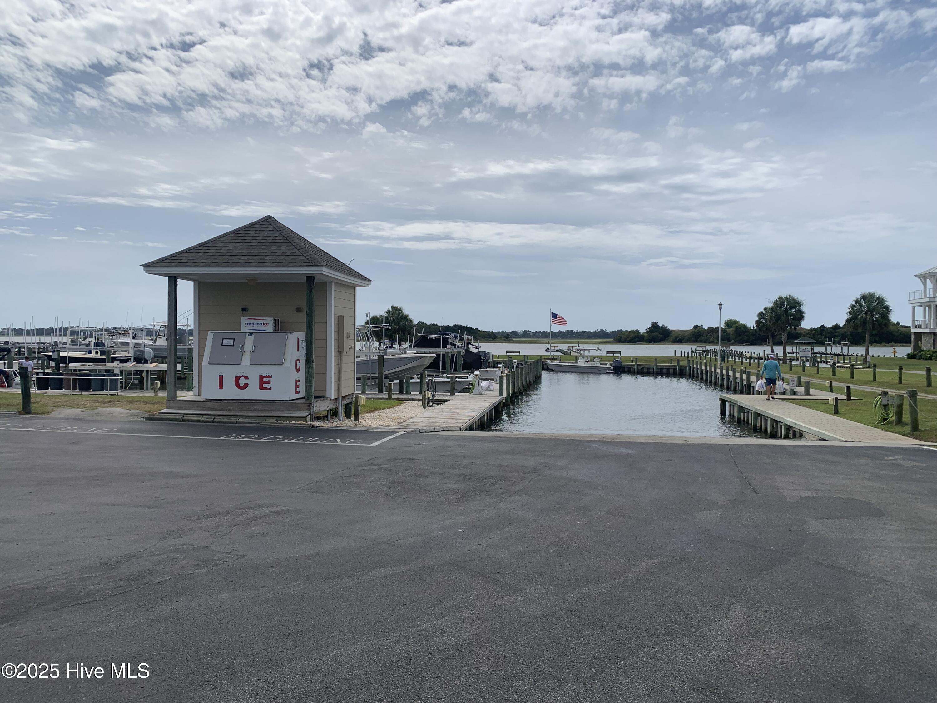 650 Cedar Point Boulevard C 31 Property Photo 7