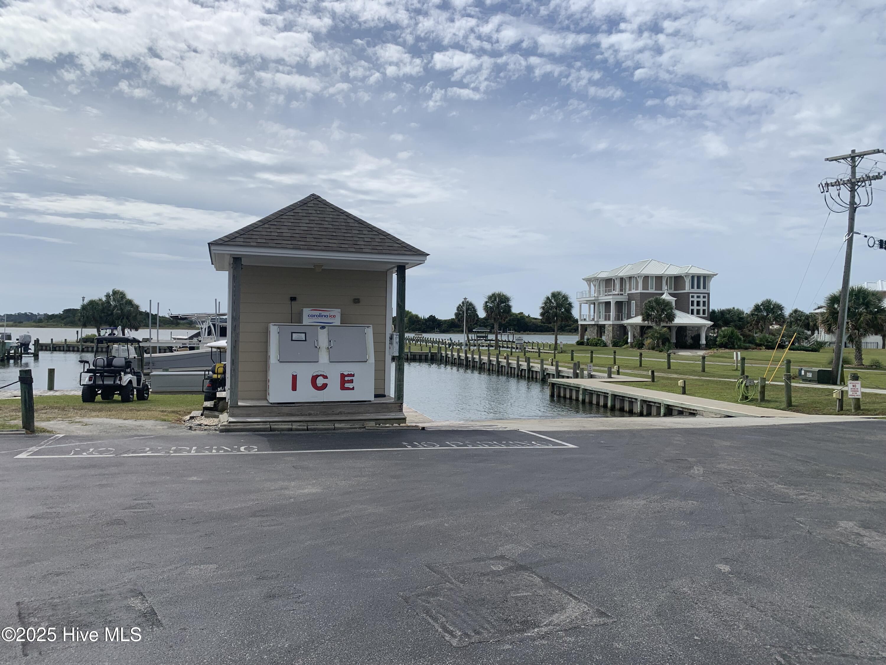 650 Cedar Point Boulevard C 31 Property Photo 9