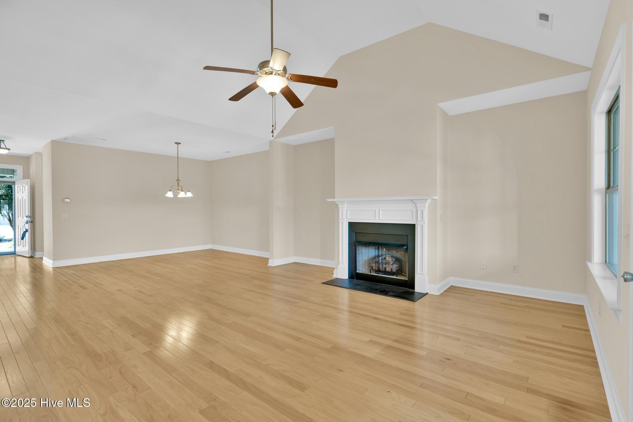 4178 Cambridge Cove Circle Se Unit 2 Property Photo 9