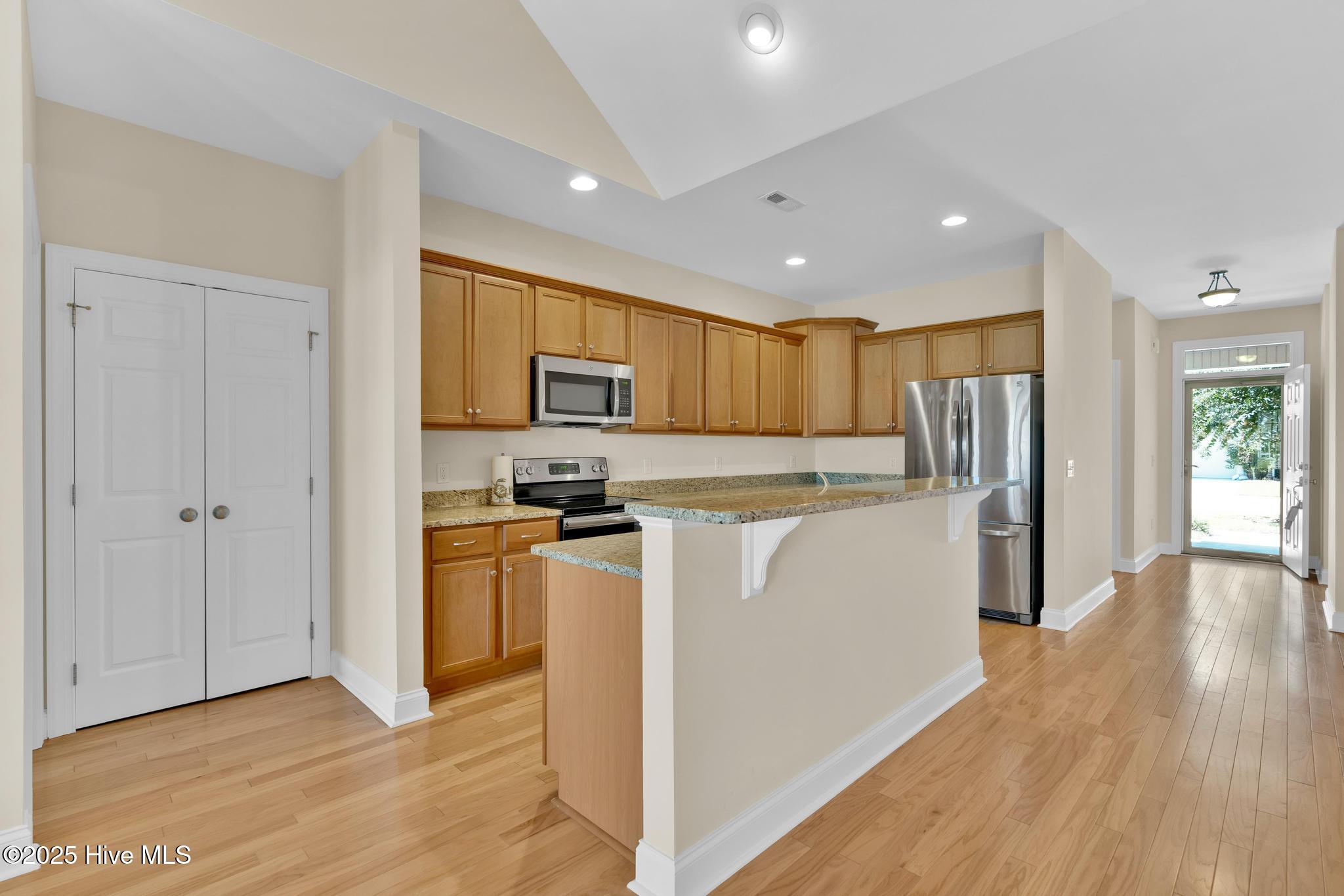 4178 Cambridge Cove Circle Se Unit 2 Property Photo 14