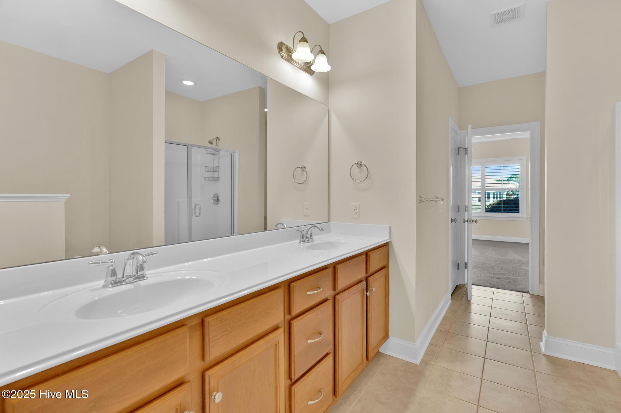 4178 Cambridge Cove Circle Se Unit 2 Property Photo 27