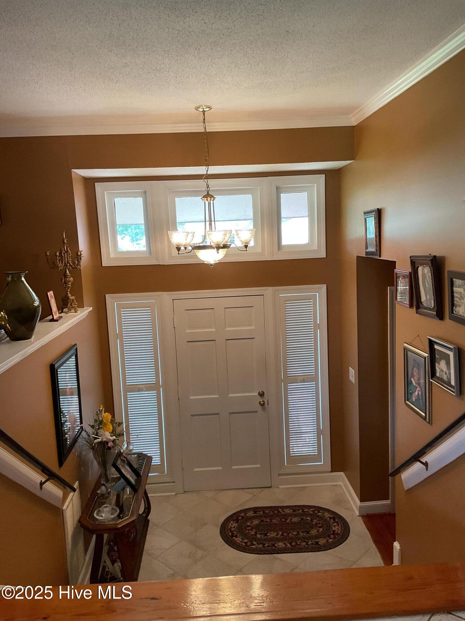 4500 Saint Andrews Drive N Property Photo 6