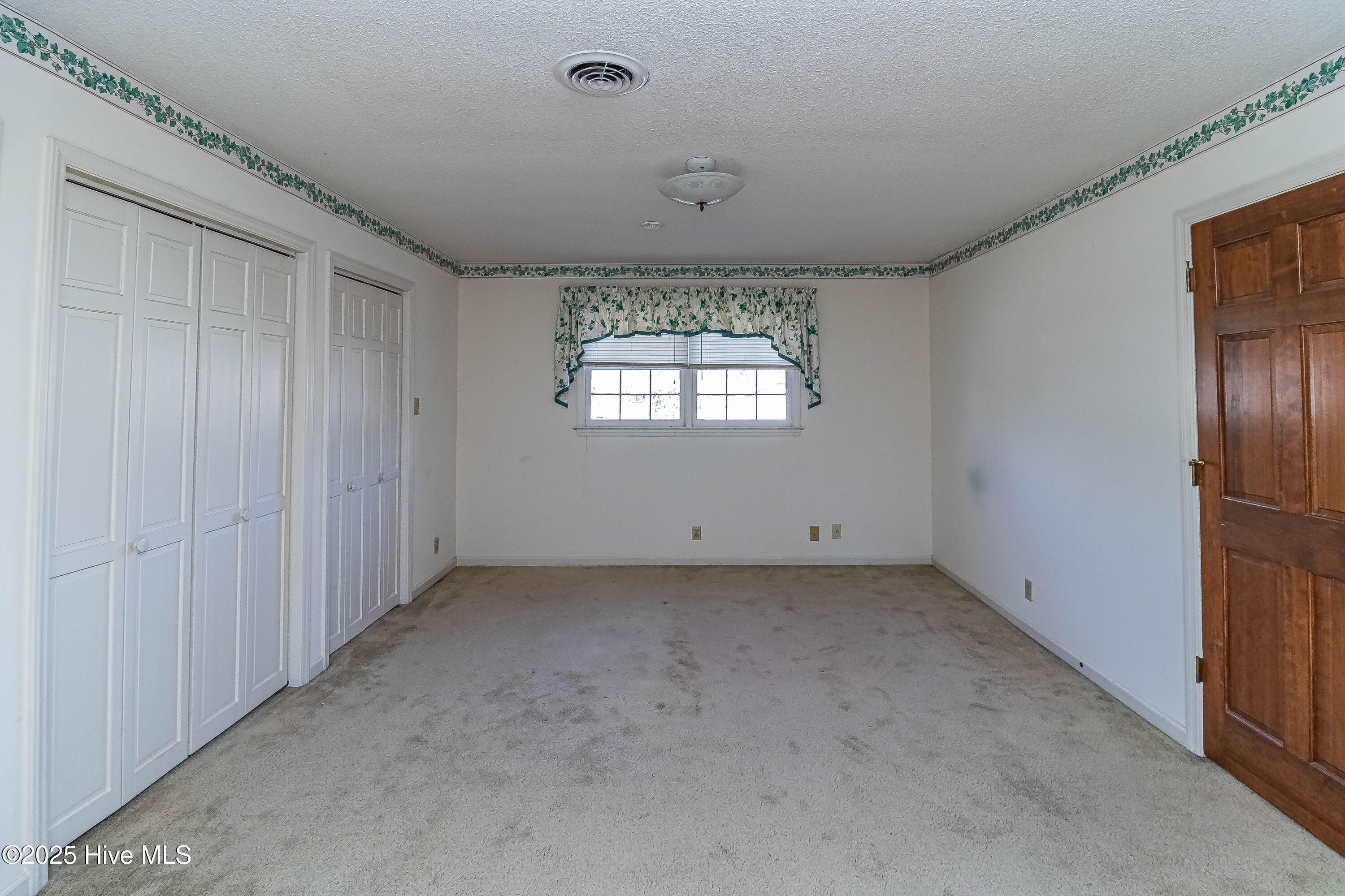 206 Maplewood Drive Property Photo 35
