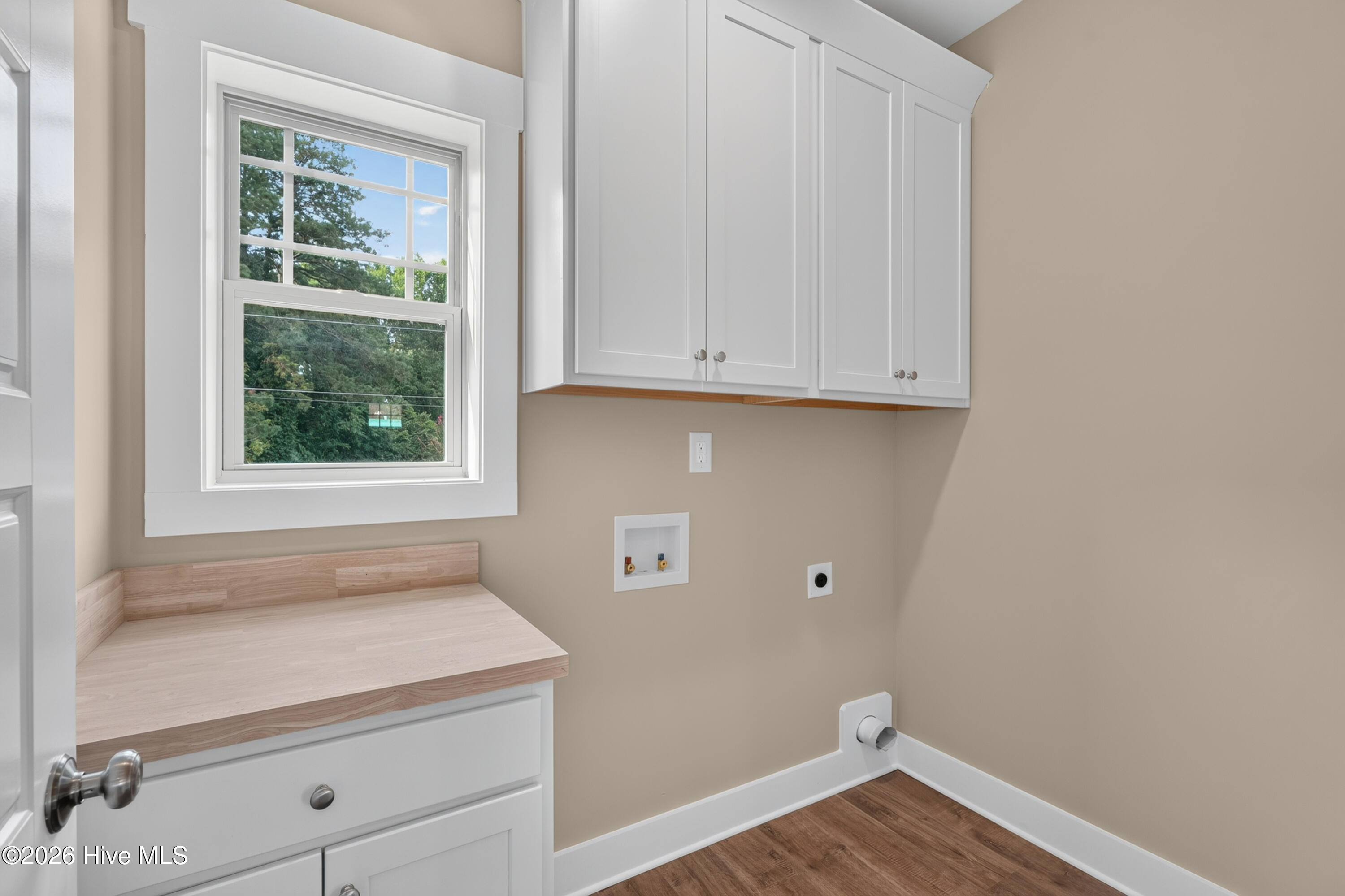 104 Kingston Circle Property Photo 16