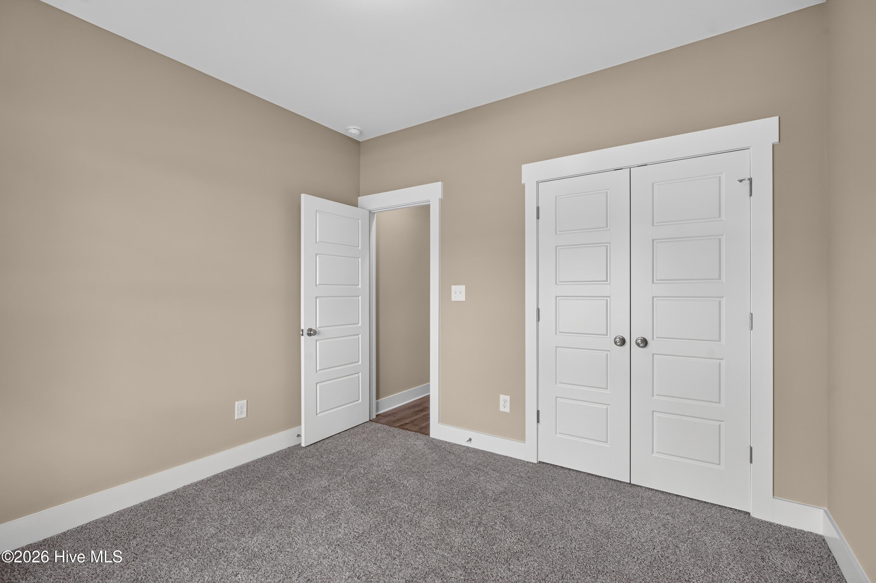 104 Kingston Circle Property Photo 22