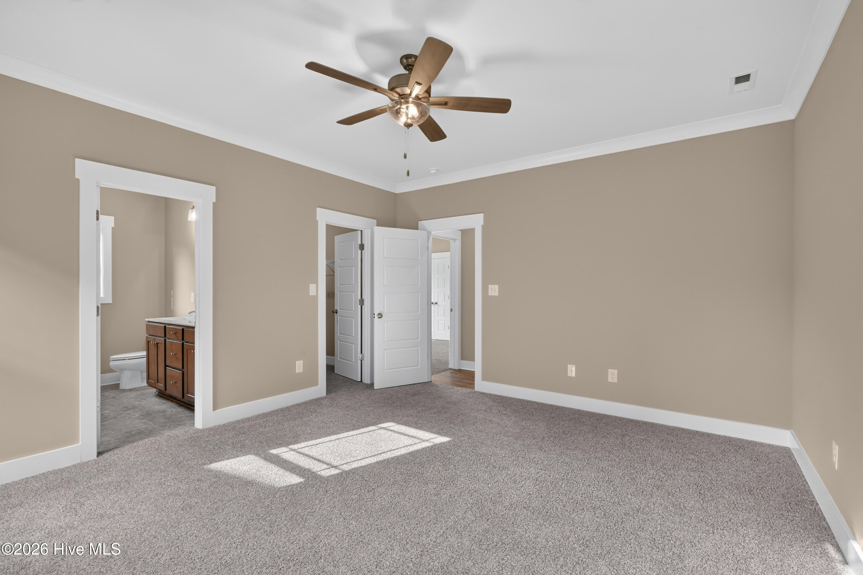 104 Kingston Circle Property Photo 24