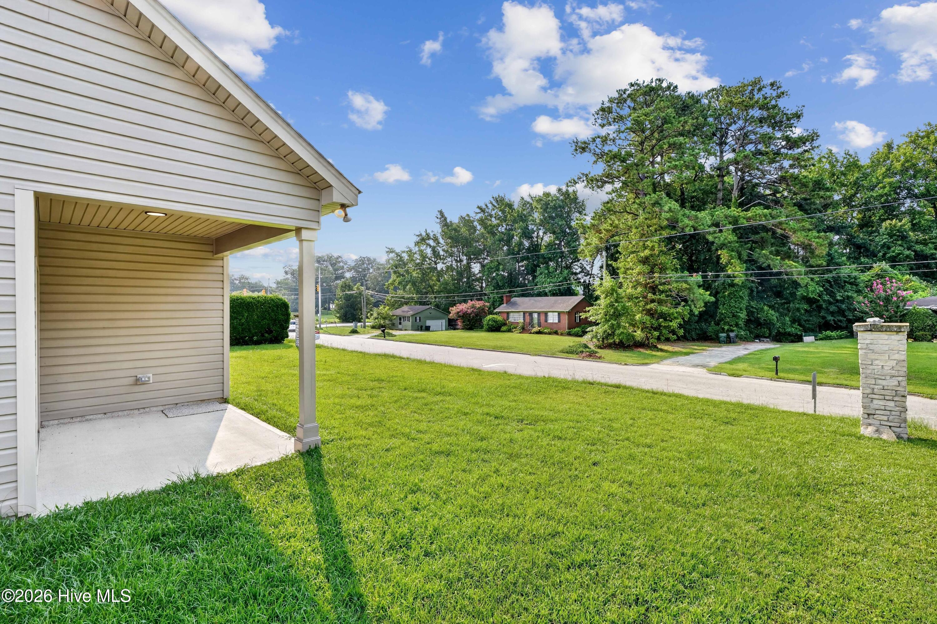 104 Kingston Circle Property Photo 31