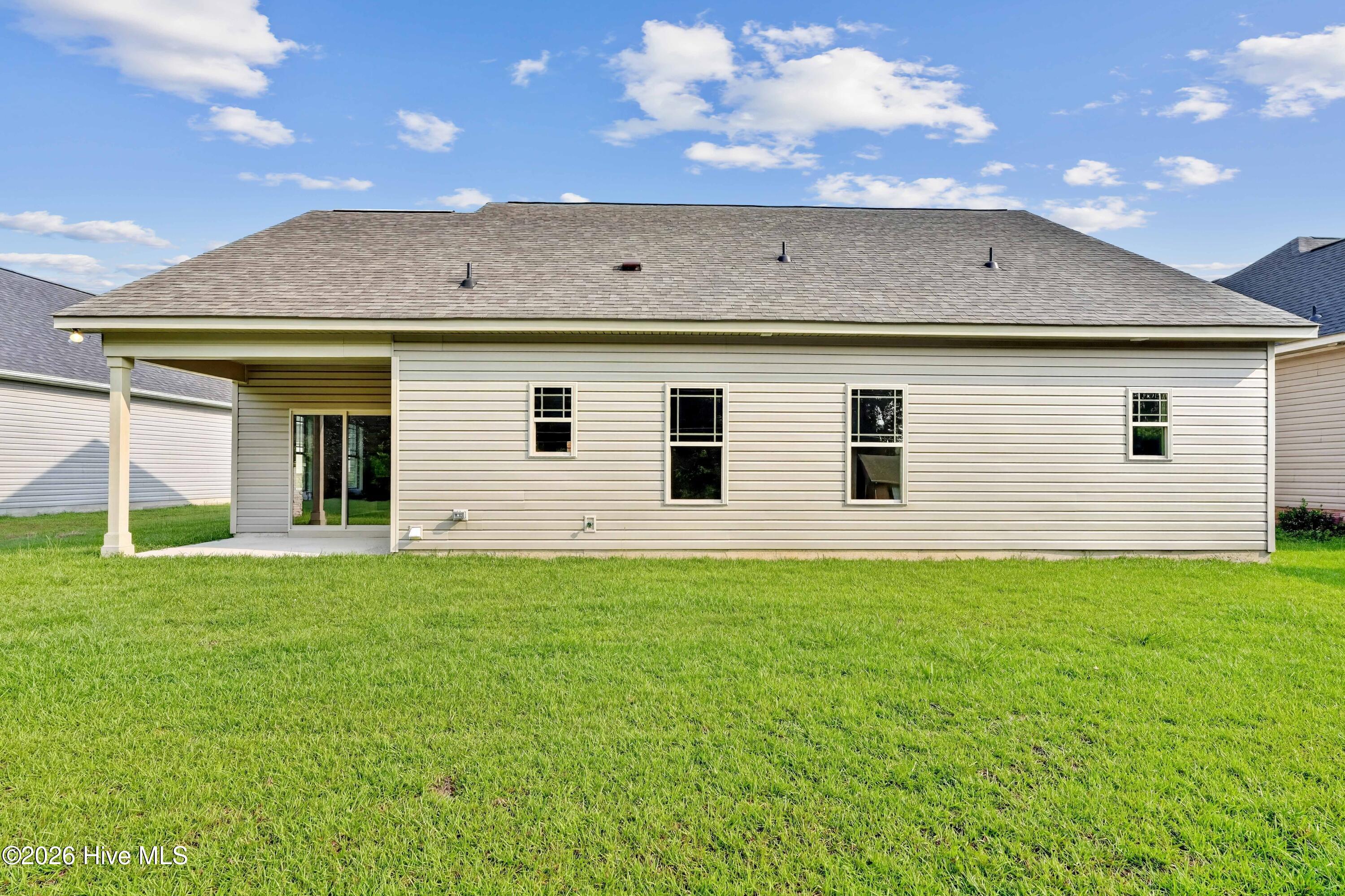 104 Kingston Circle Property Photo 32