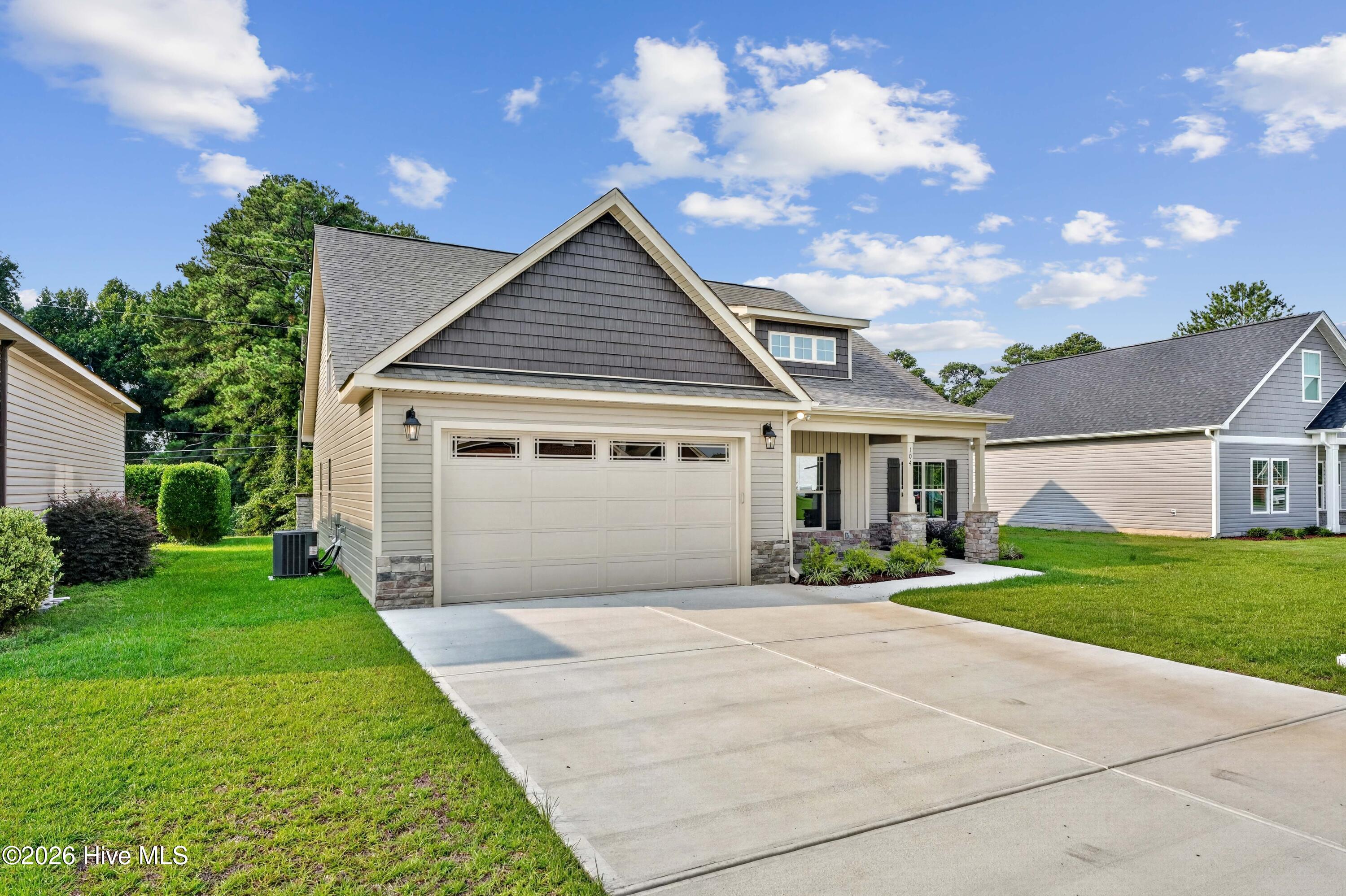 104 Kingston Circle Property Photo 34