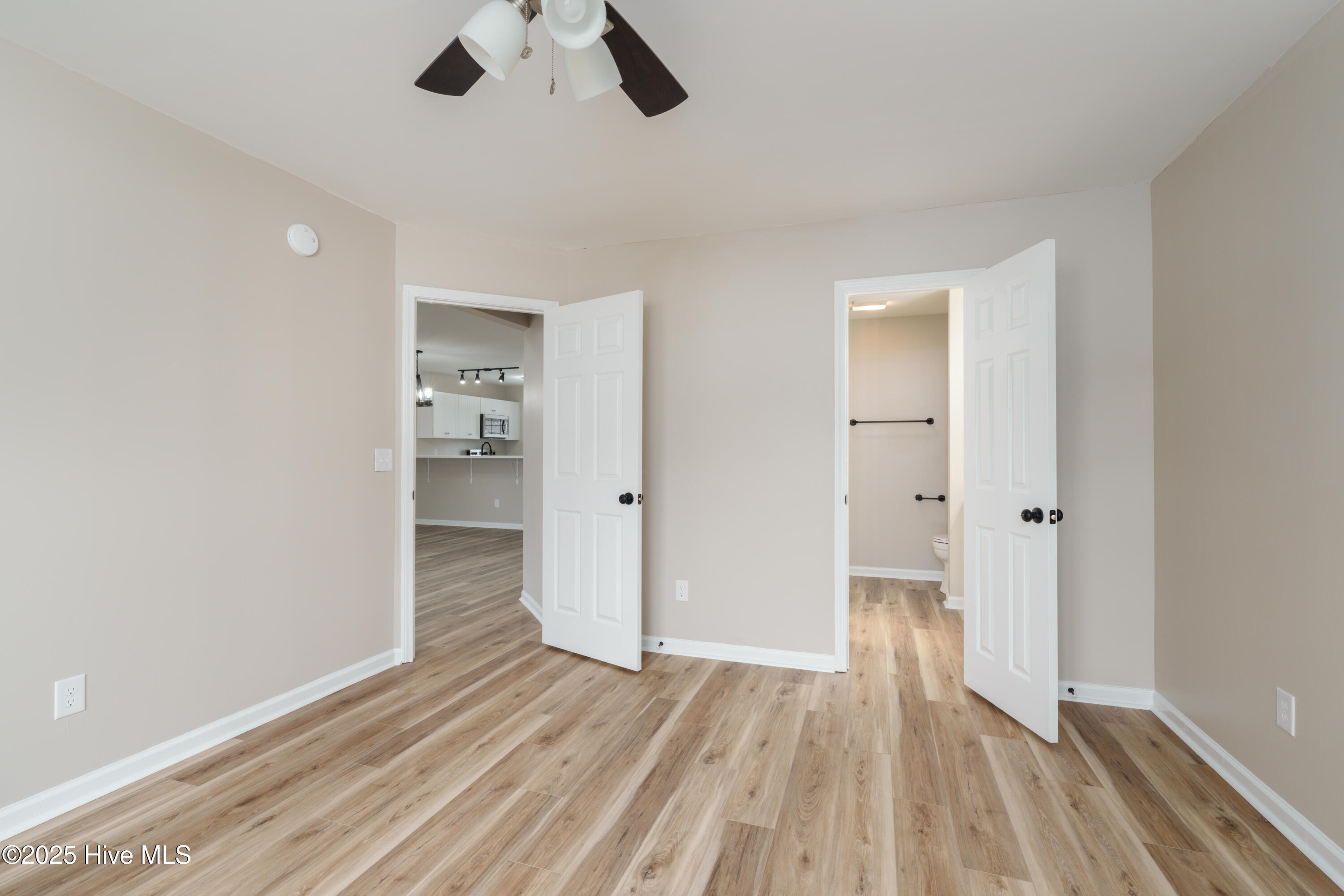 4629 Mcclelland Drive T-201 Property Photo 14