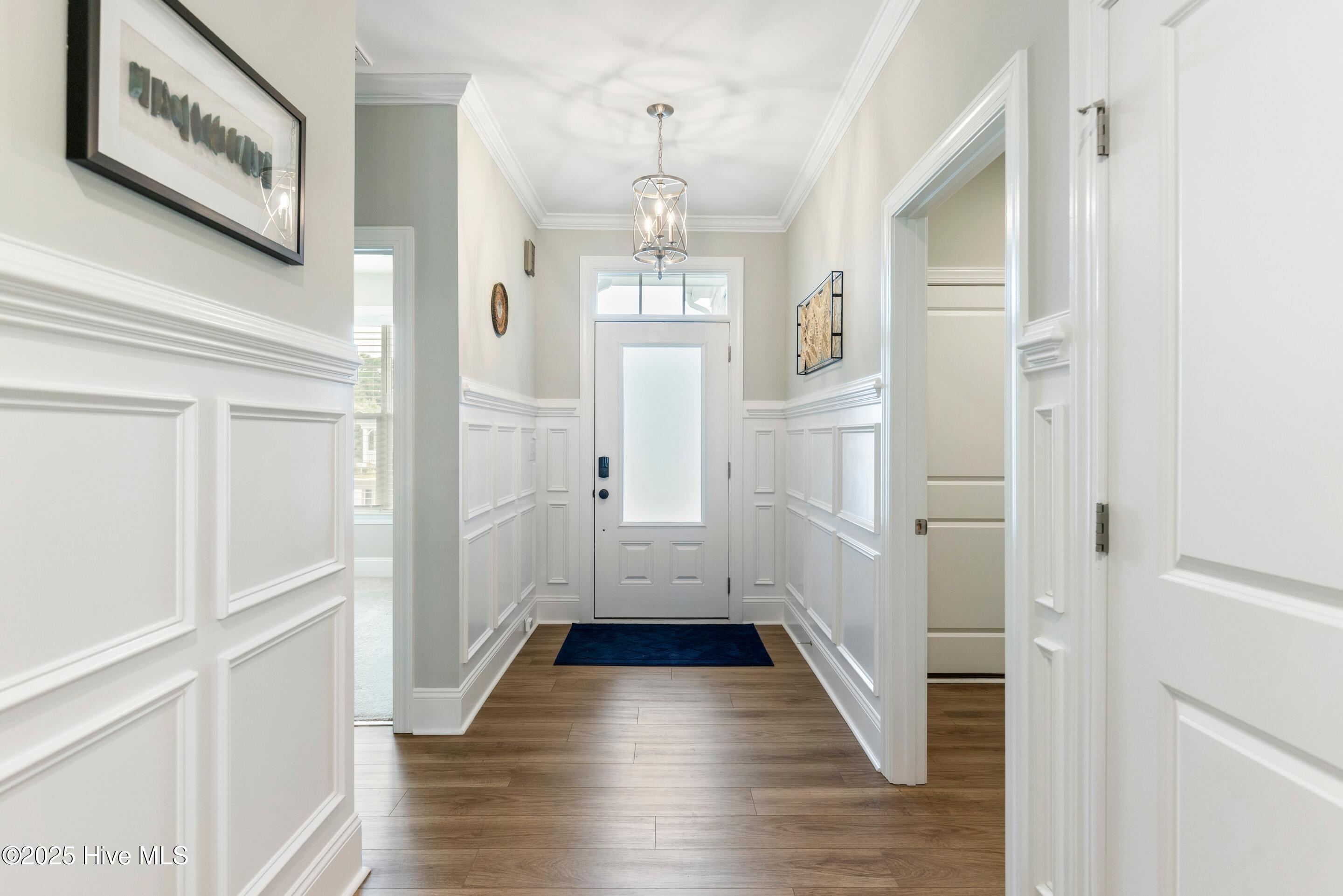 9006 Mango Bay Court Property Photo 4