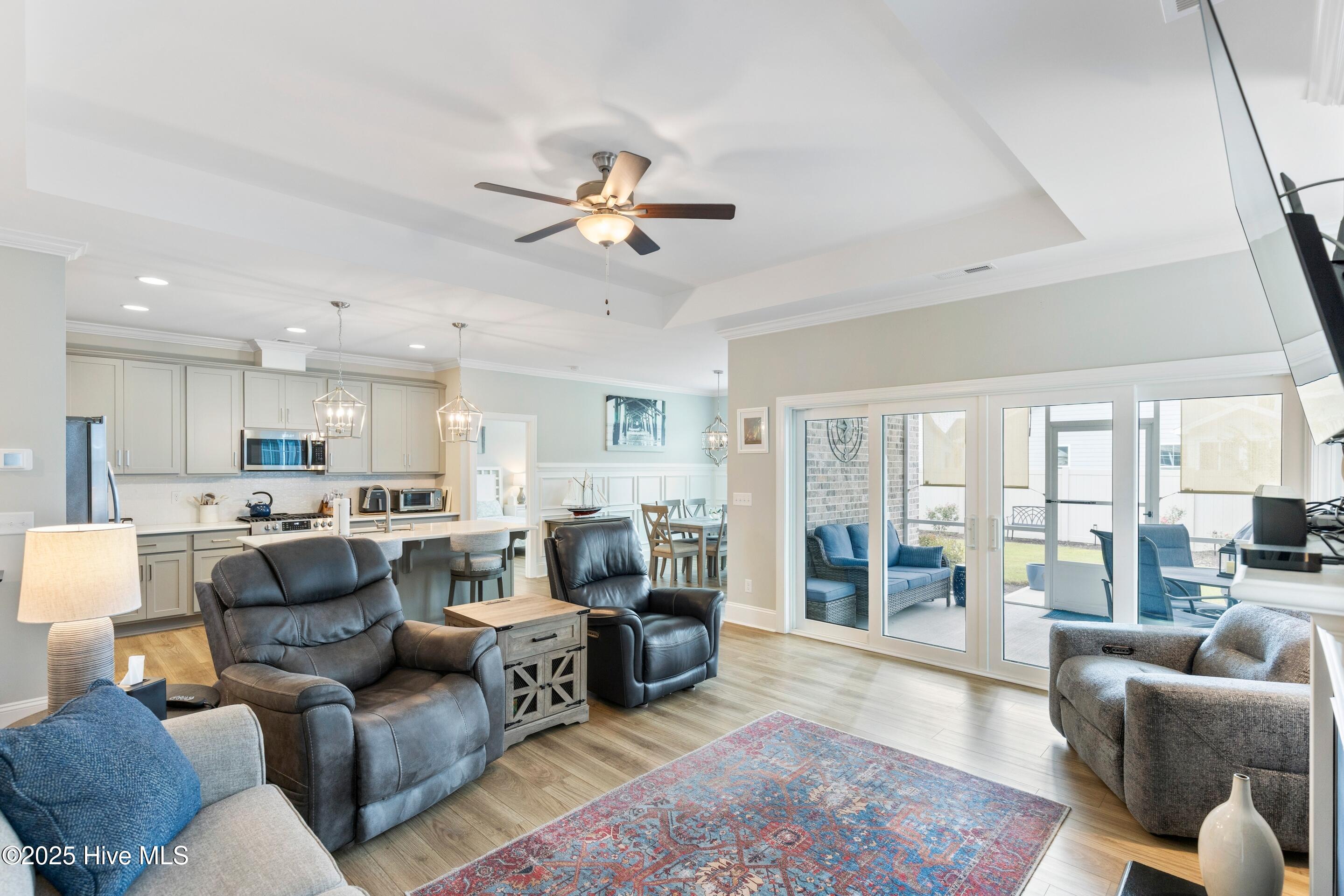 9006 Mango Bay Court Property Photo 7