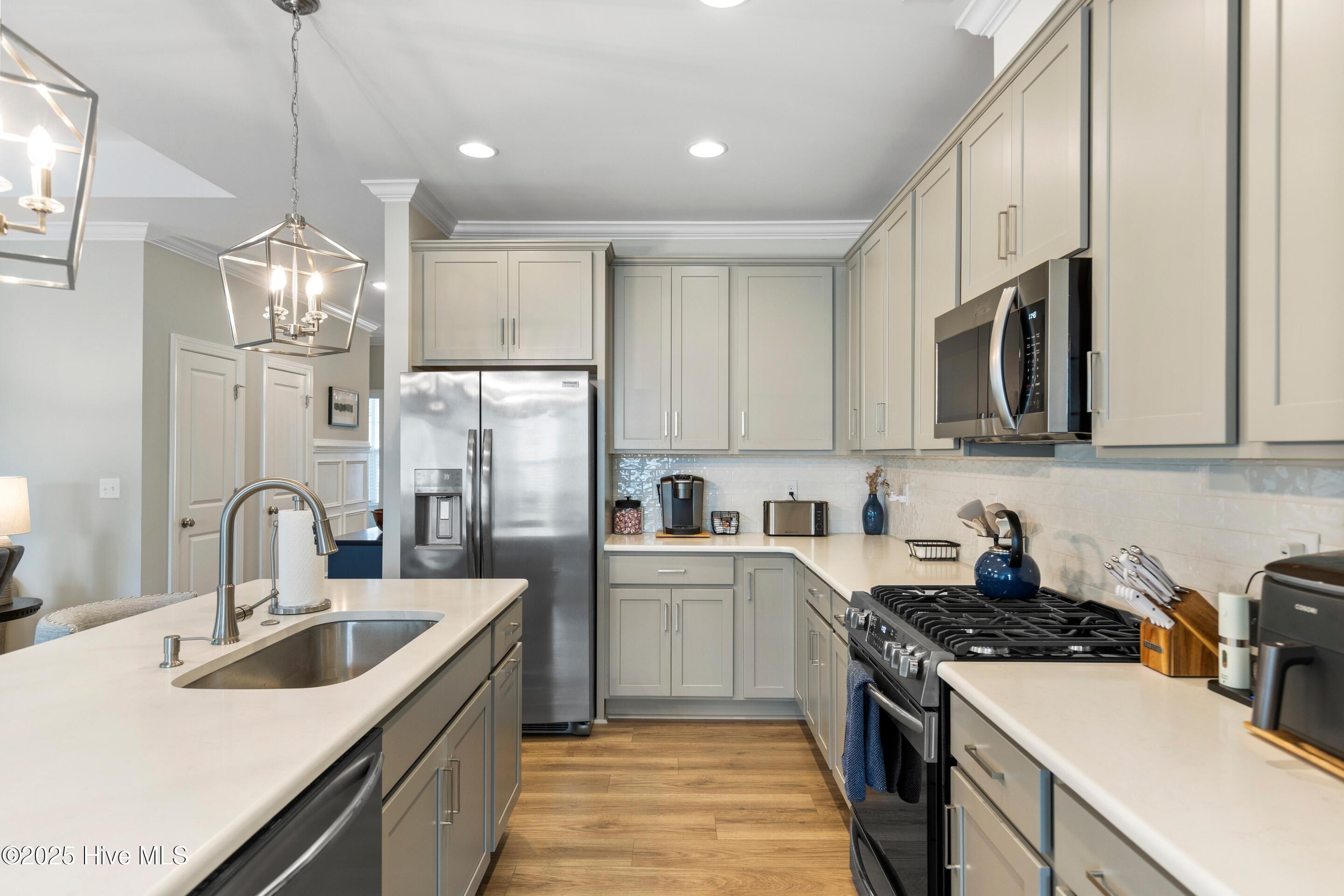 9006 Mango Bay Court Property Photo 12